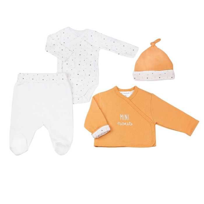 Kit de 4 piezas para bebé recién nacido Three Kilos Seven