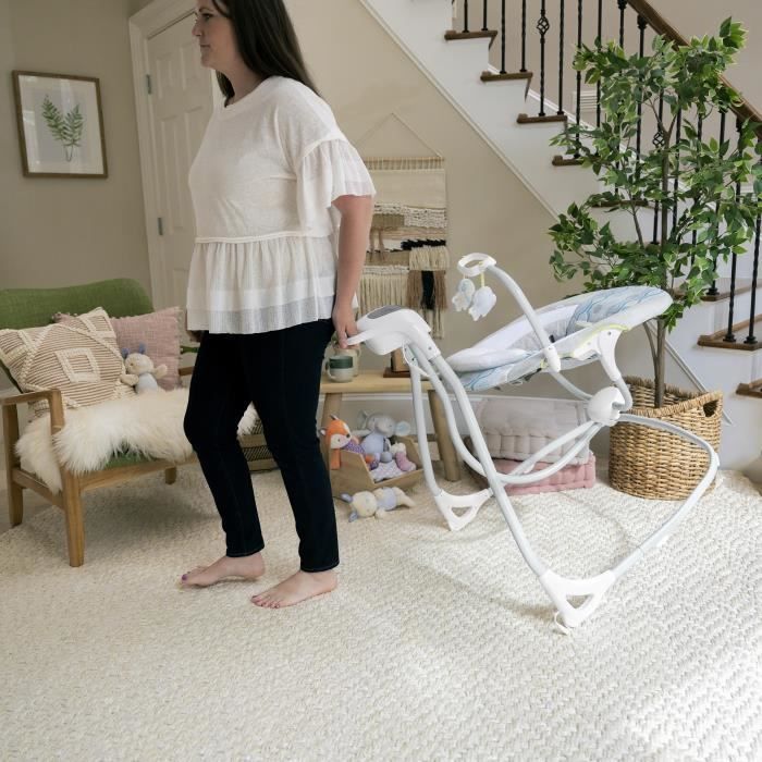 INGENUITY Everston 180° draaibare elektrische babyschommel/bouncer, 6 snelheden, babycadeau