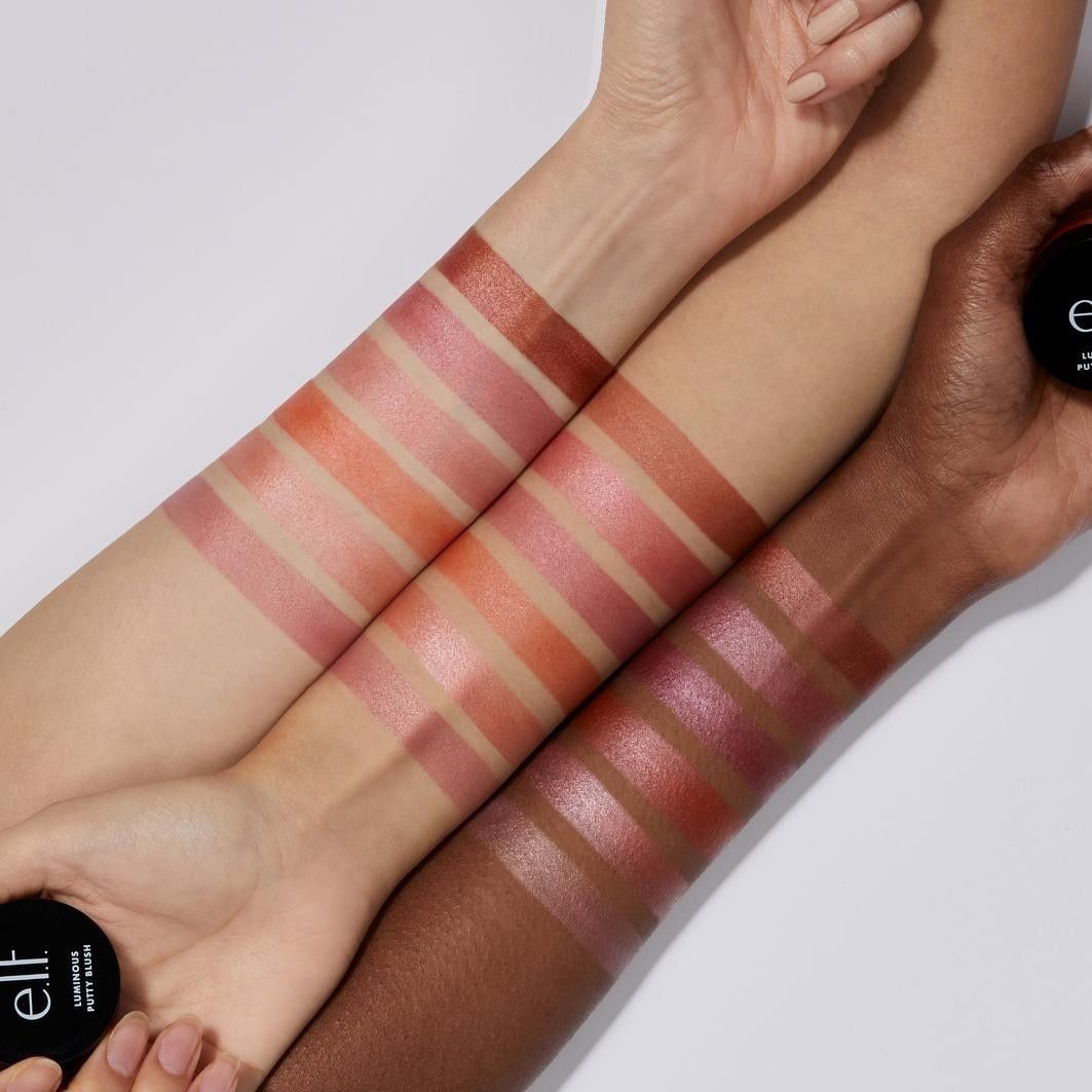 Žiarivá lícenka elf Cosmetics - 10 g