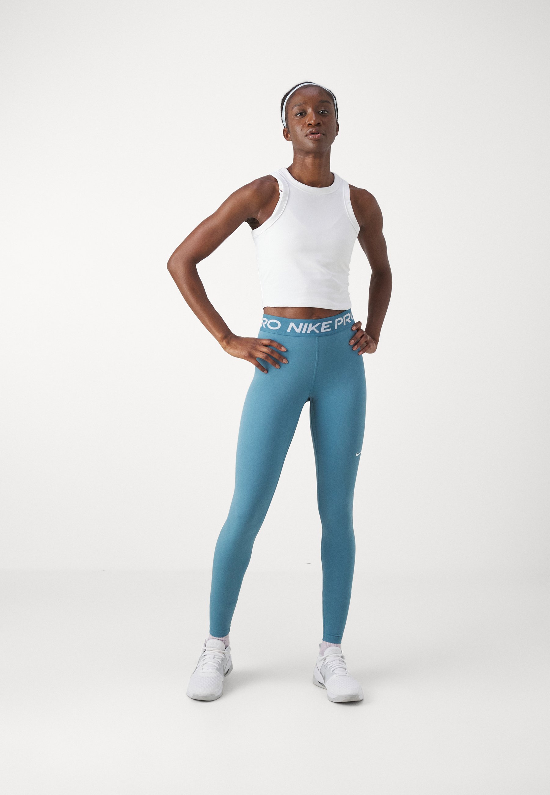 Nike Performance ONE FITTED CROP TANK - Top - white