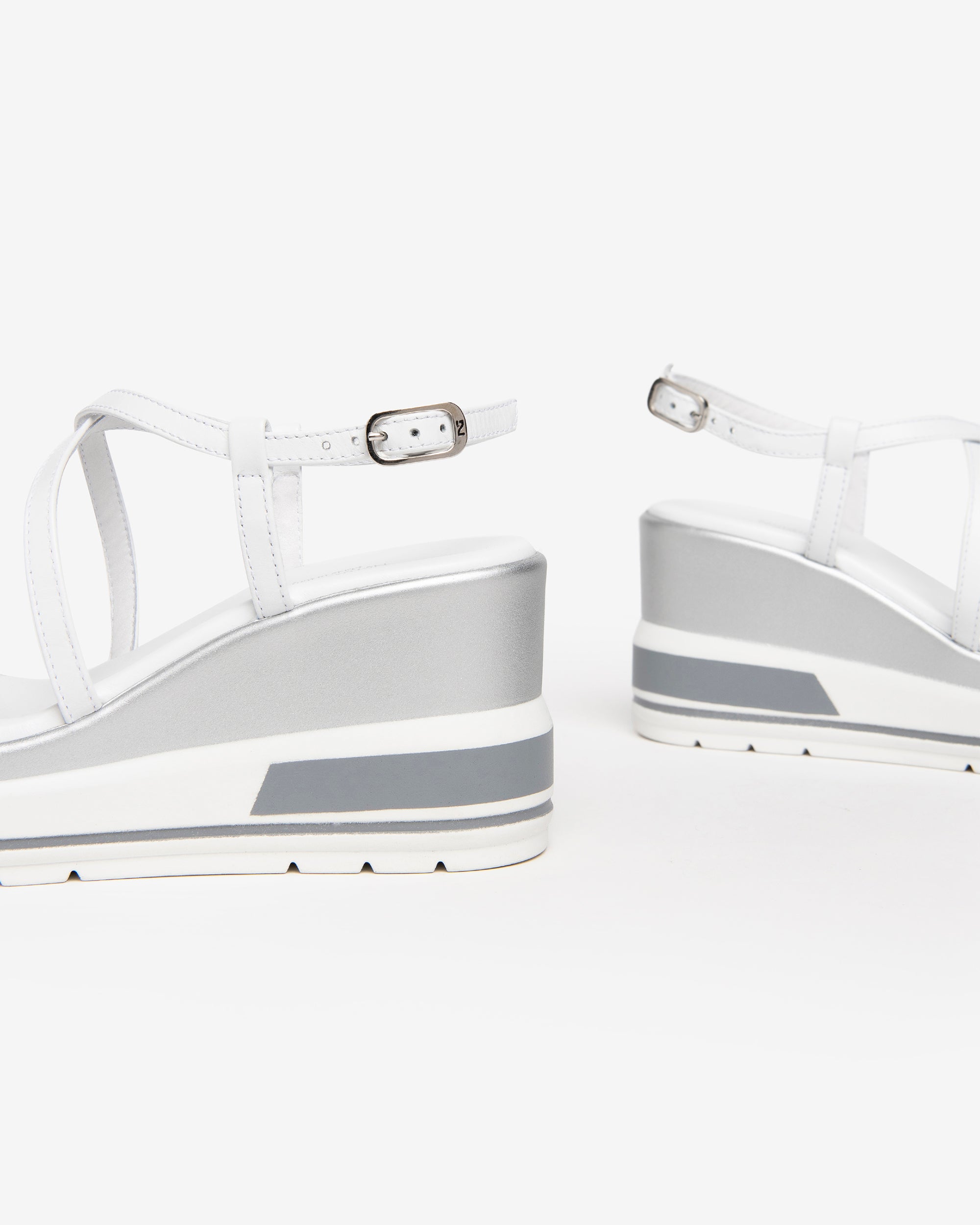  Damen-Ledersandalen
