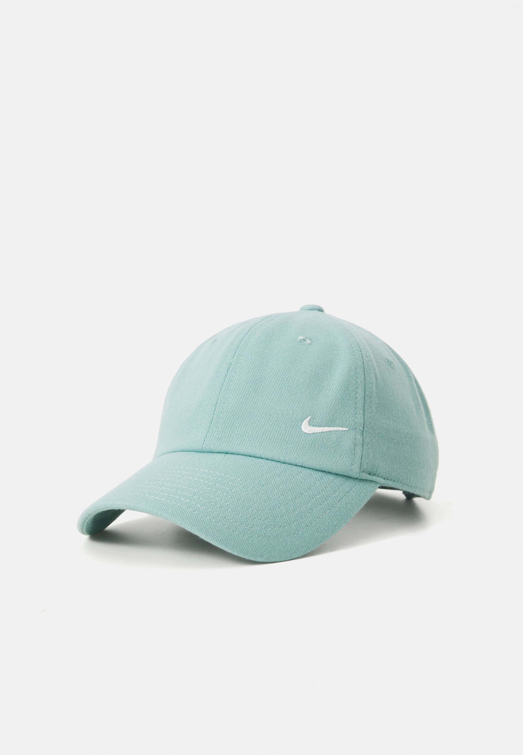 Nike Sportswear-capser
