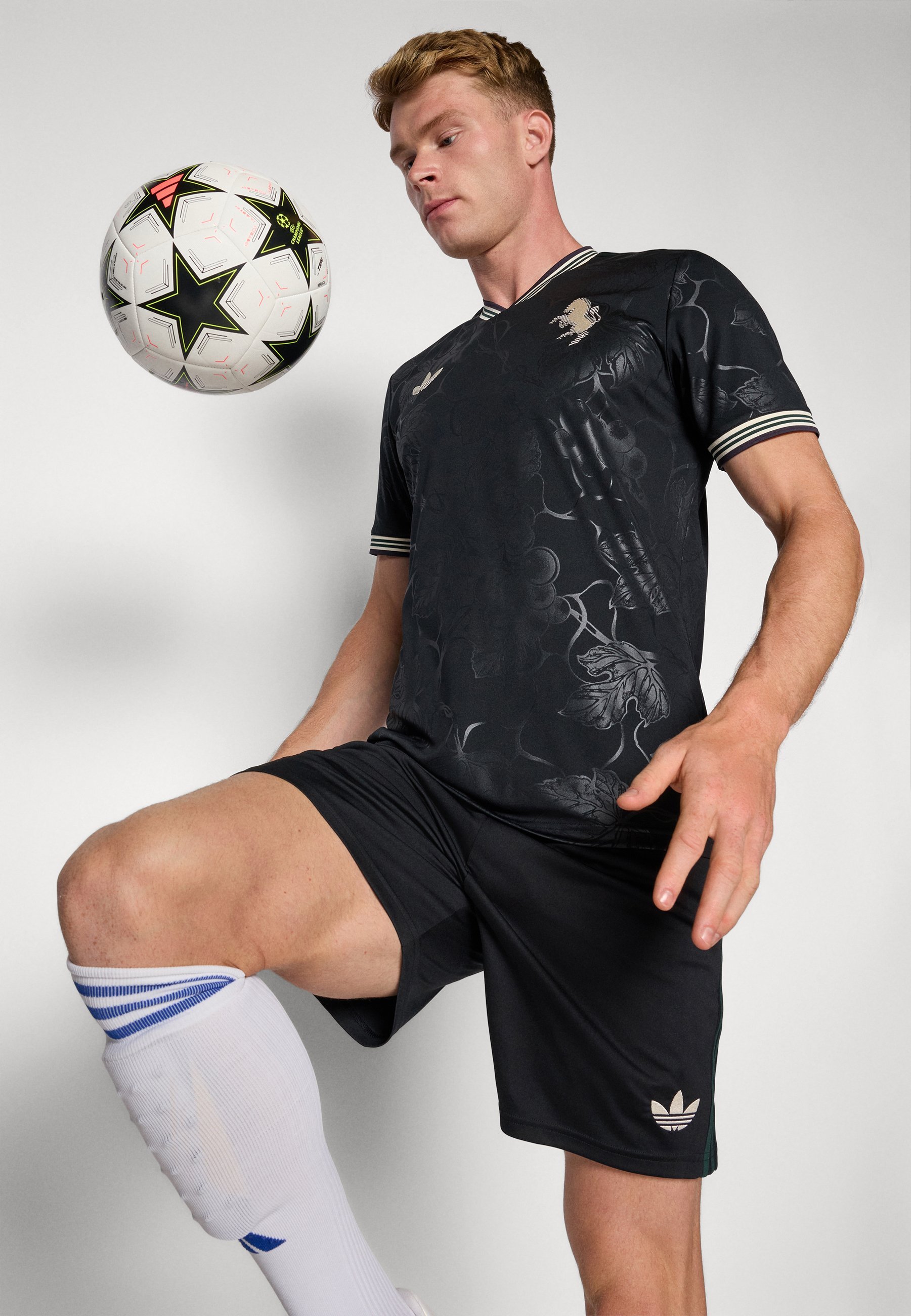 Maglia sportiva adidas Performance JUVENTUS 25/26 - T-shirt nera/ecru