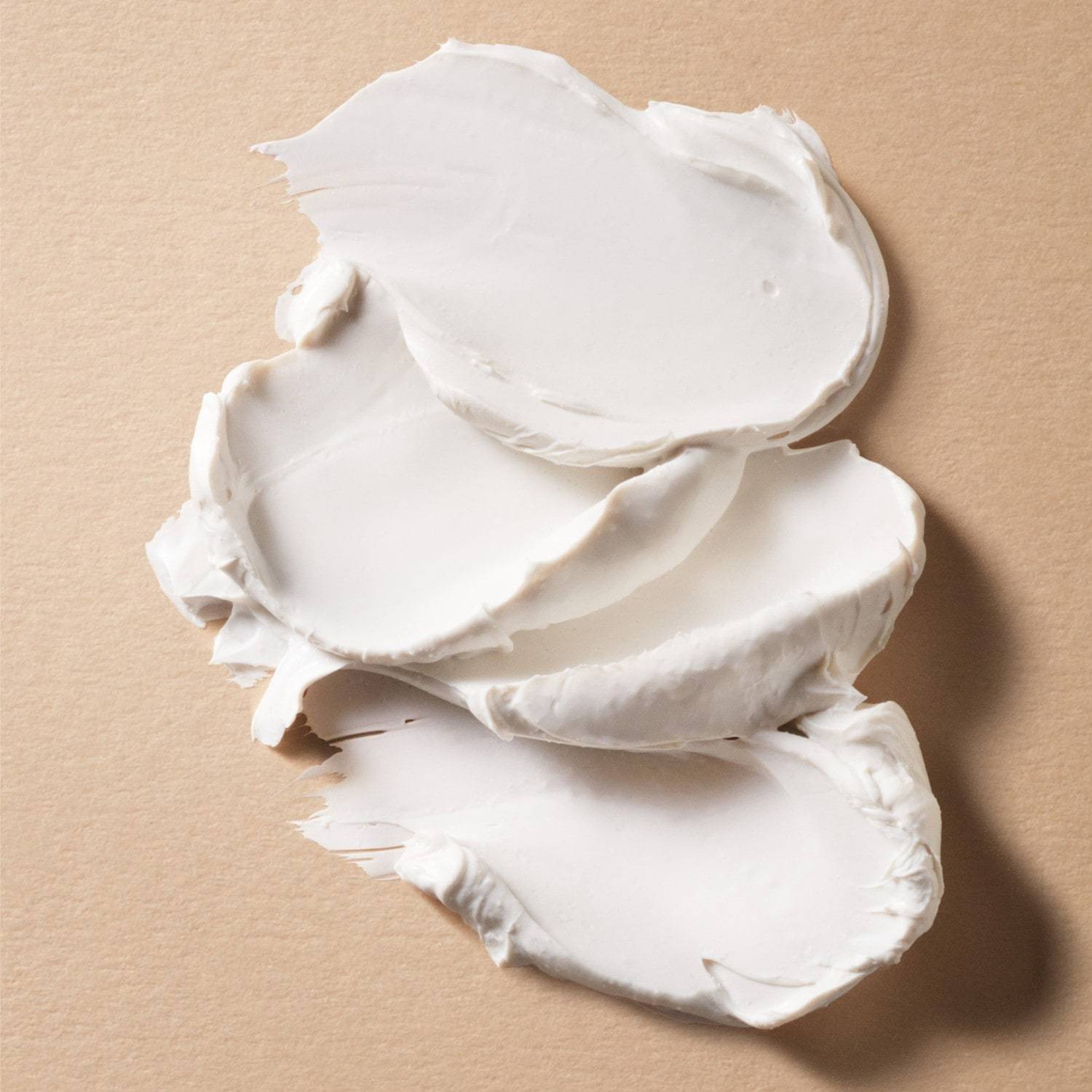 Clé de Peau Beauté Facial Scrub Skin Refining Clay Scrub – 90 ml