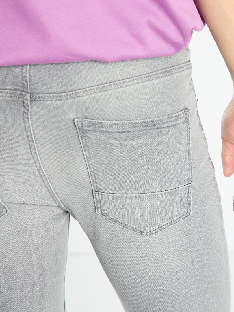 Calça jeans skinny ecológica - CINZA