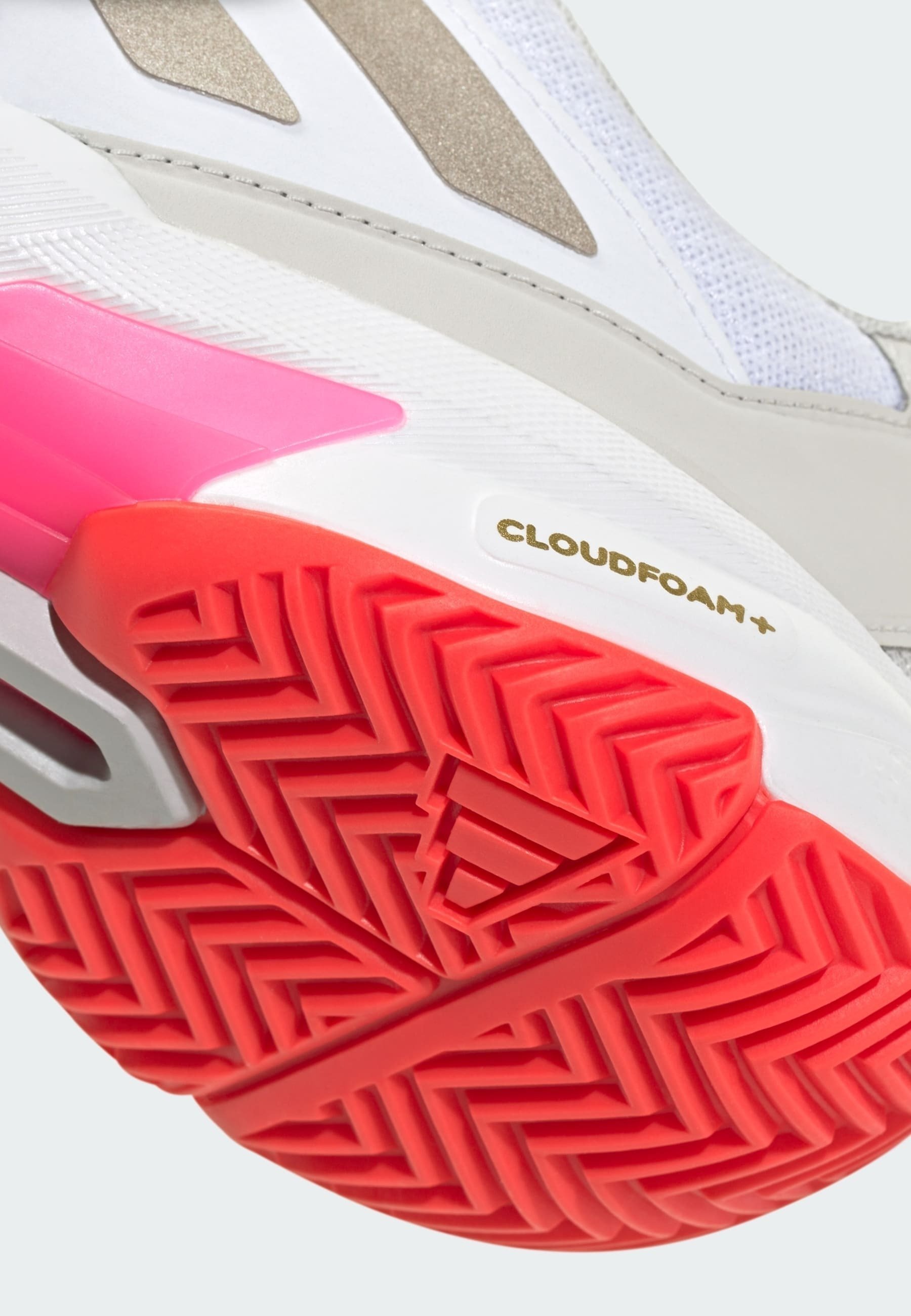 adidas Performance COURTJAM CONTROL – Multicourt-Tennisschuhe – Cloud White Iron Metallic Lucid Red