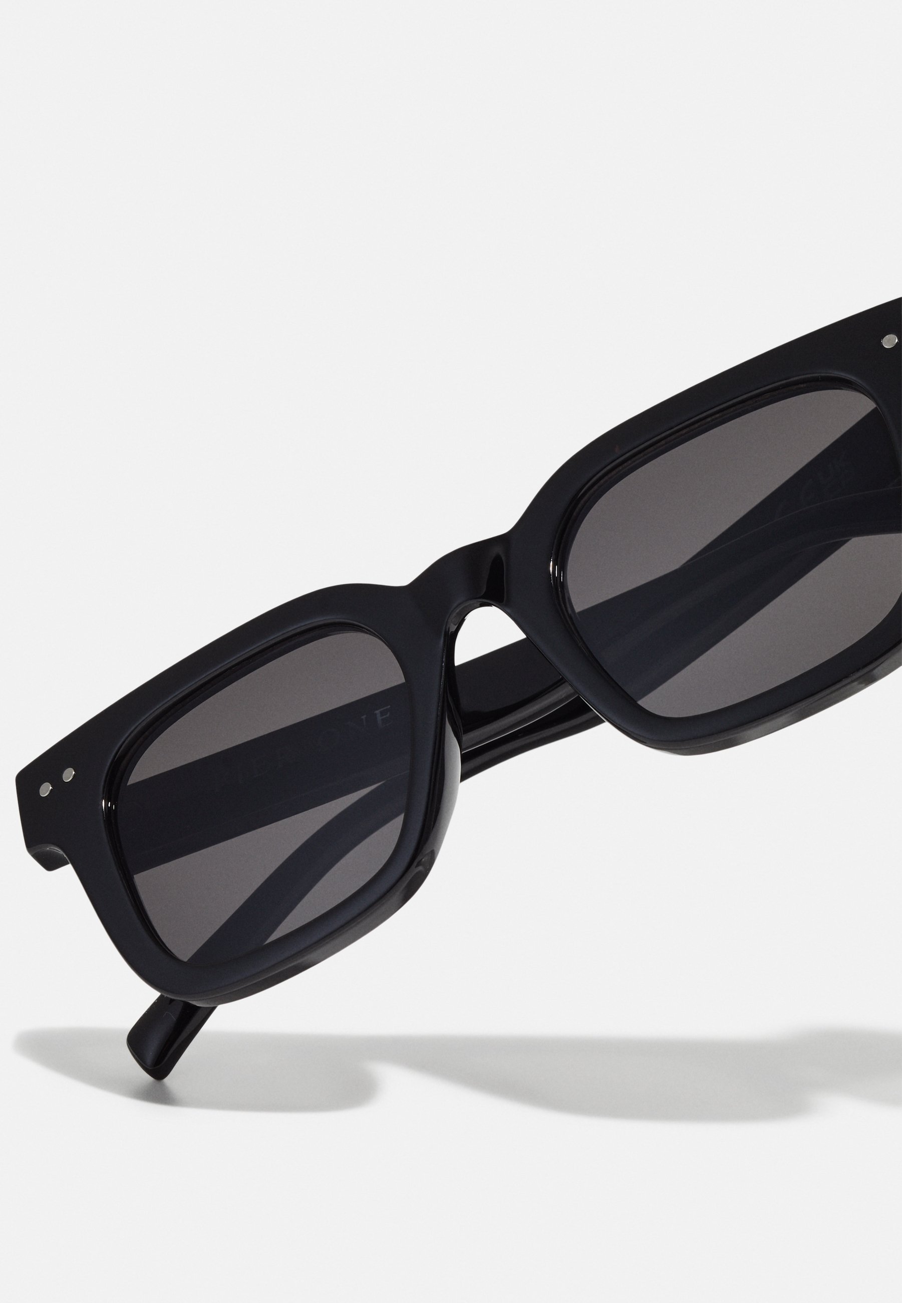 Pier One UNISEX - Lunettes de soleil - noires