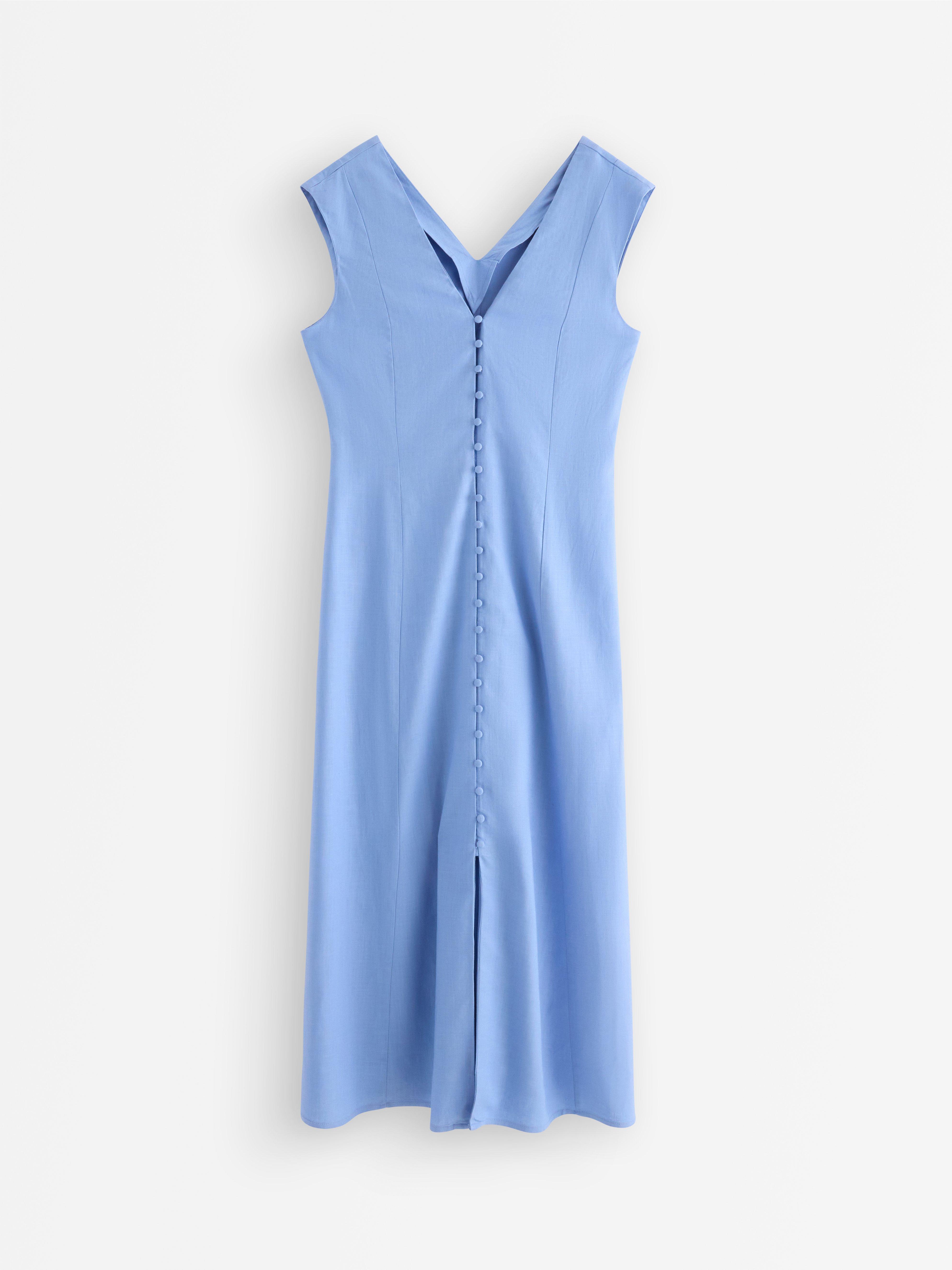 Vestido midi de mezcla de lino en azul claro empolvado.