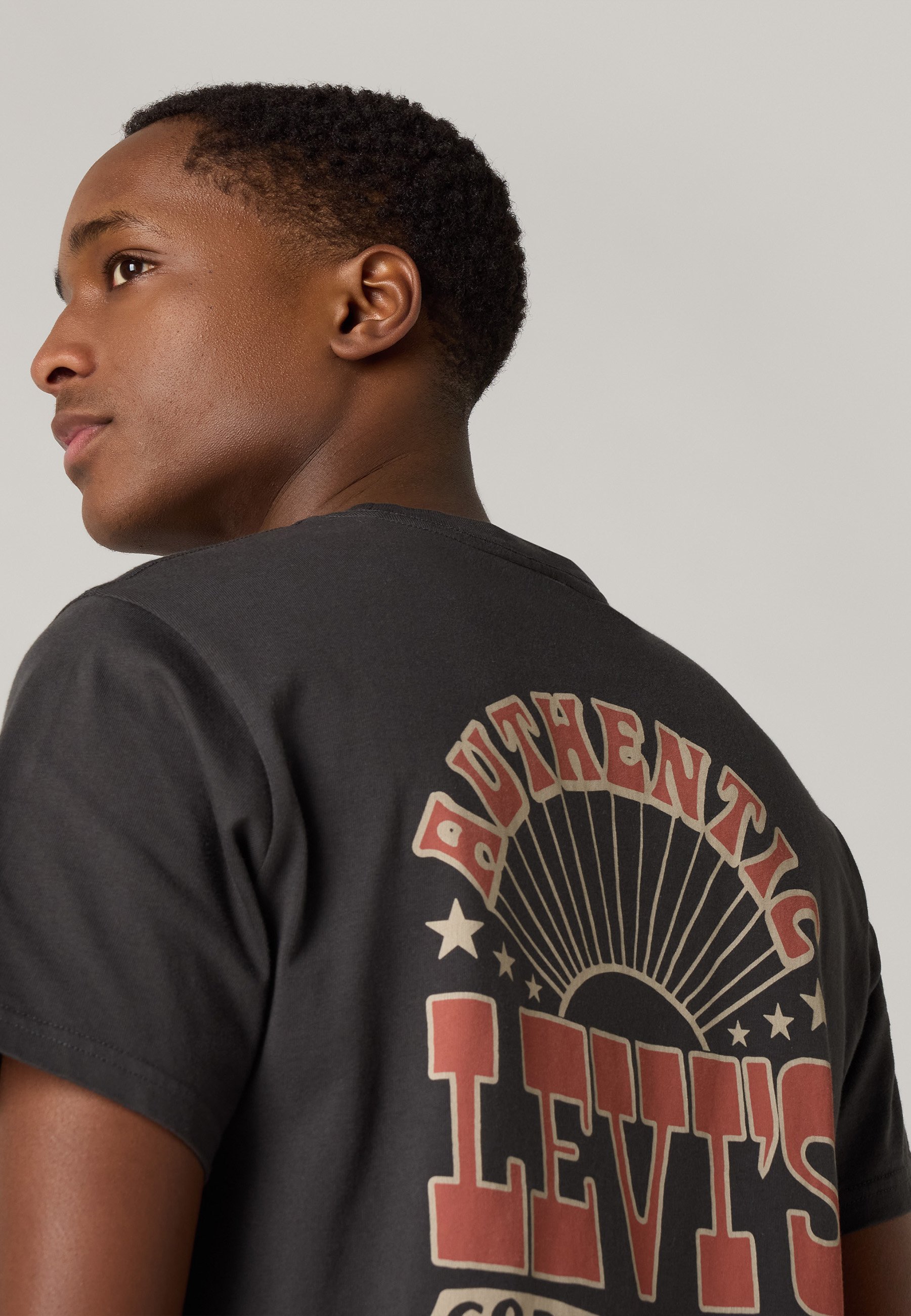 Levi's® RELAXED FIT T-Shirt – Bedrucktes T-Shirt – Piratenschwarz