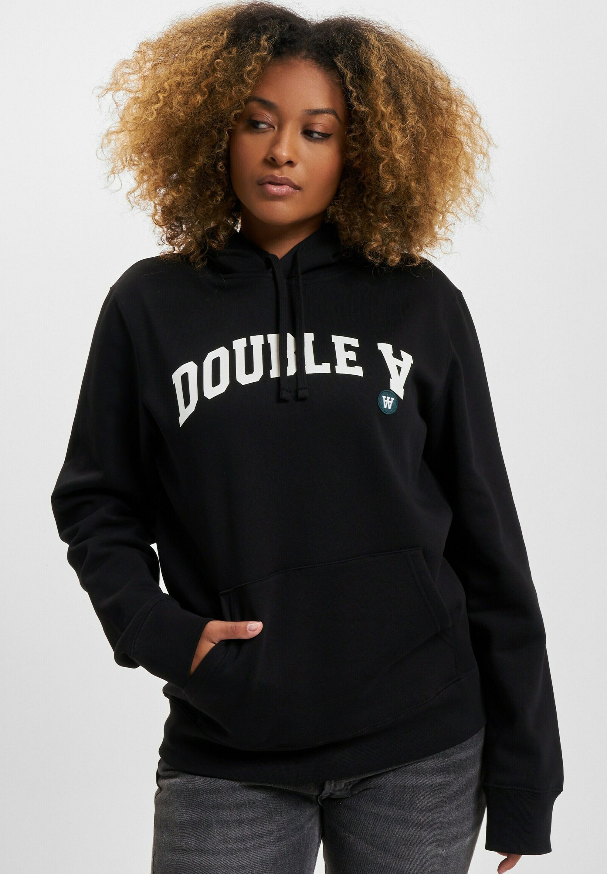 Mikina s kapucí WOOD WOOD - černá