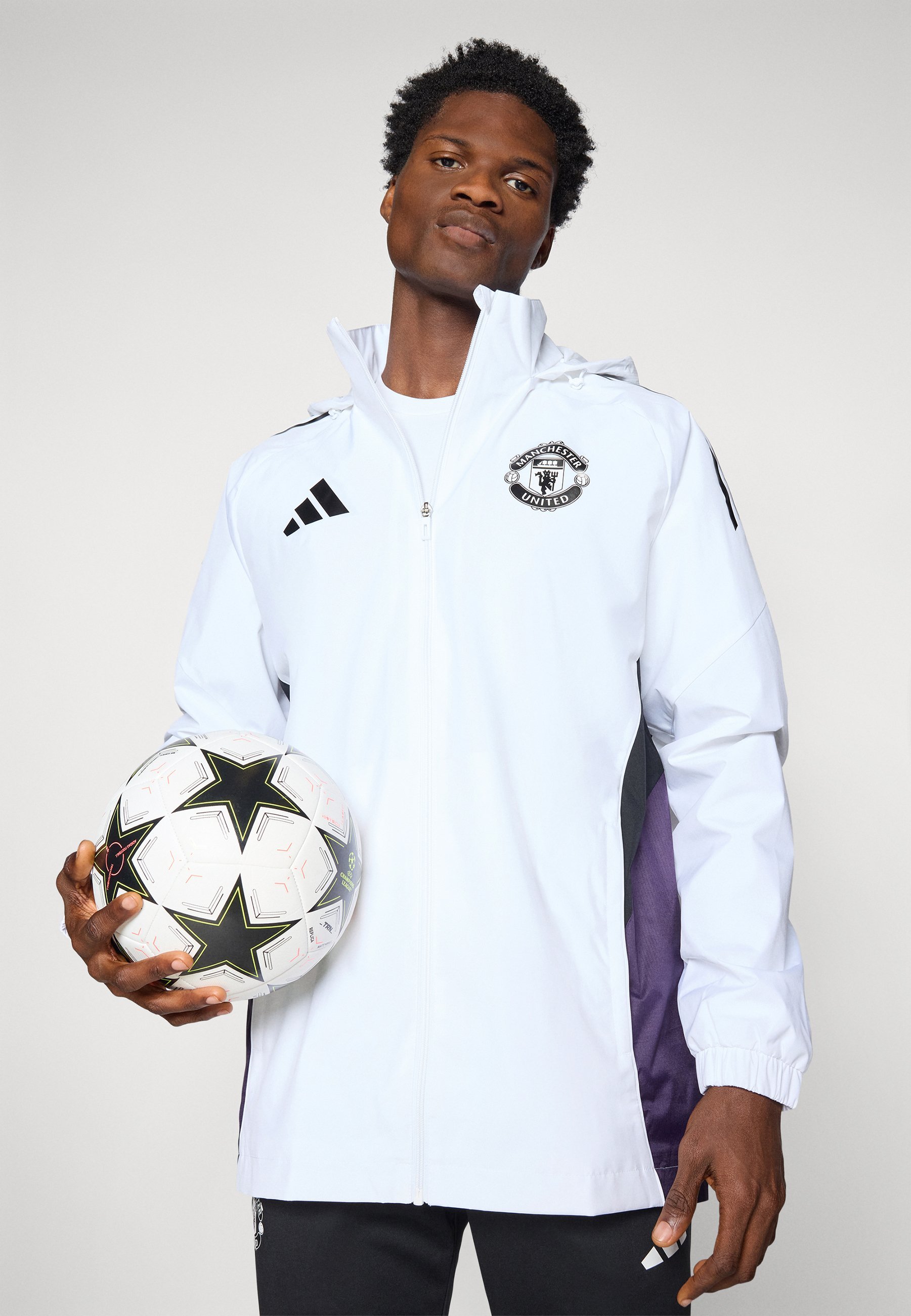 adidas Performance MANCHESTER UNITED 25/26 VÕISTLUSJOPE - Klubijope - valge/virmaliste värvi/must