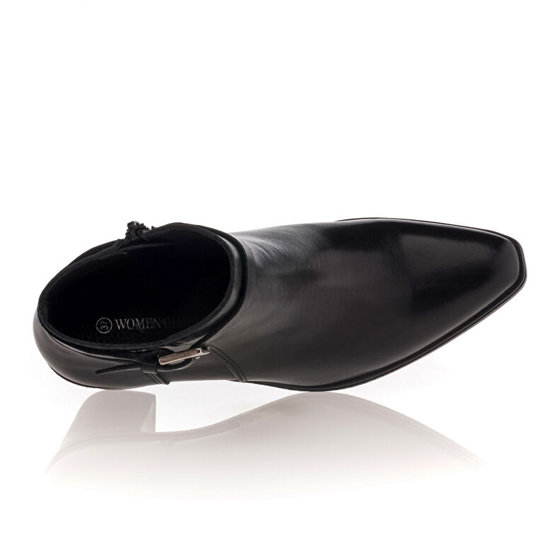 Schwarze Damenstiefel / Stiefeletten