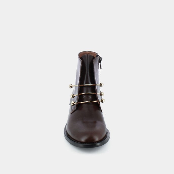 Boots à barres métallisées  en cuir cognac