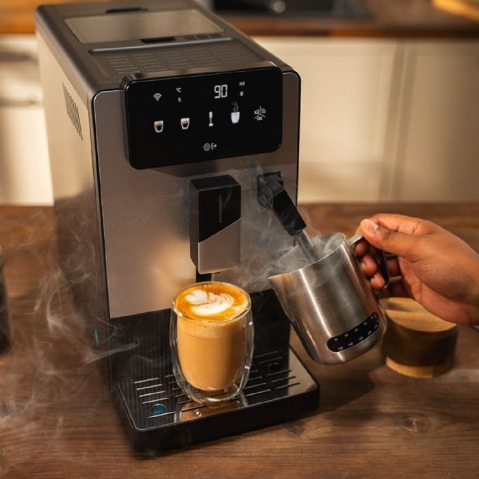 Cafetera automática Cecotec Cremmaet Steam. 1350 W, 19 bares, 5 niveles de molienda, depósito de granos de 150 g y depósito de agua de 1,1 L, termostato.