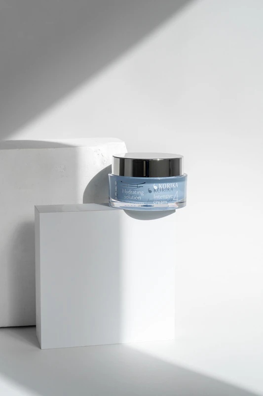 KORIKA HI-TECH LIPOSOME mitrinošs šķīdums intensīvs krēms