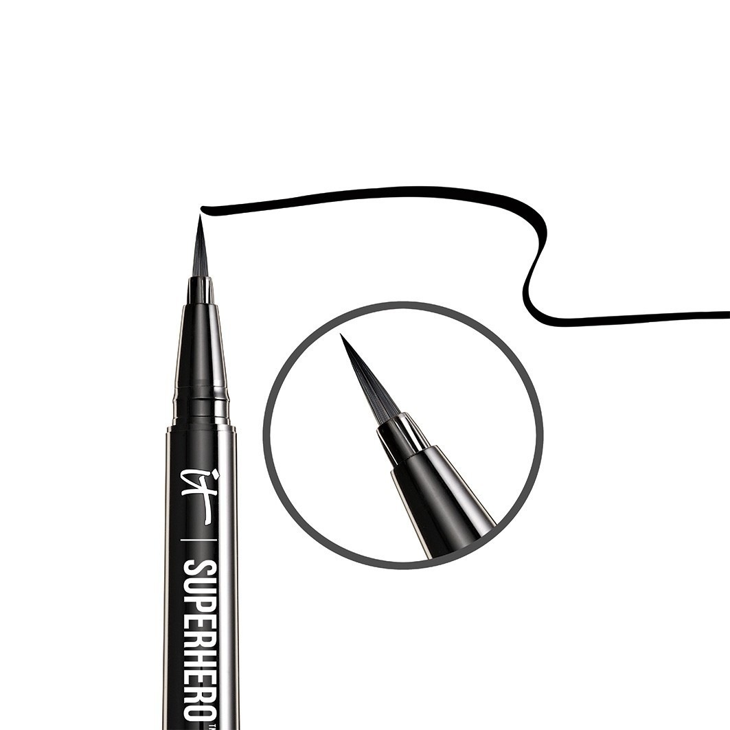 IT Cosmetics Ajlajner SUPERHERO™ Tečni ajlajner bez povlačenja - 0,55 ml