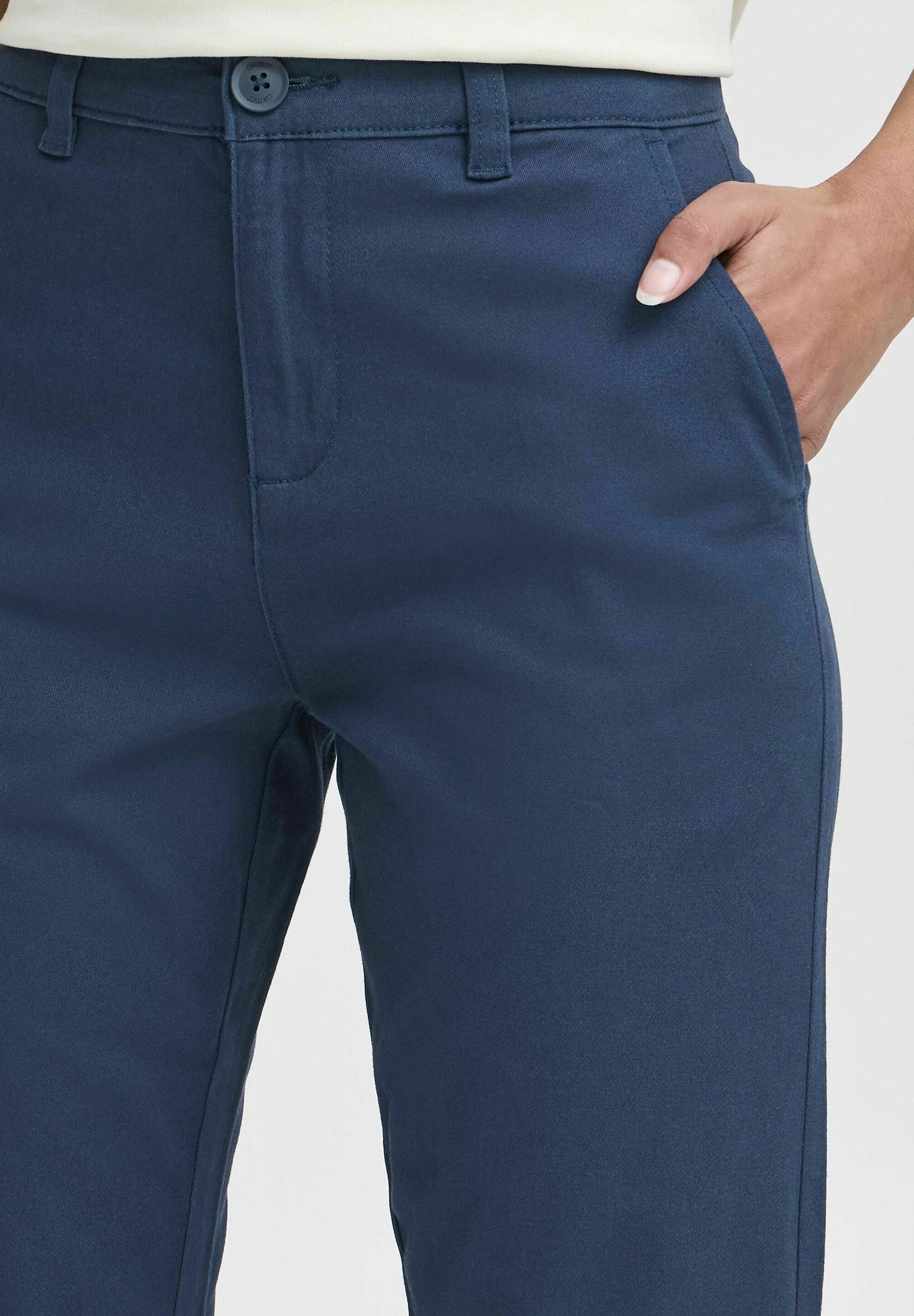 Oxmo OXKVITANA REGULAR FIT - Chino - vestito blu