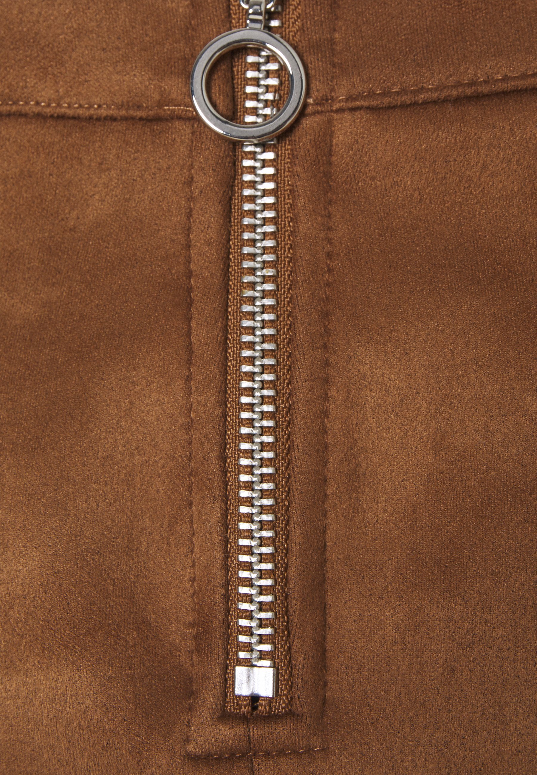 Jupe courte Vero Moda Petite VMDONNADINA - Mini-jupe - cognac
