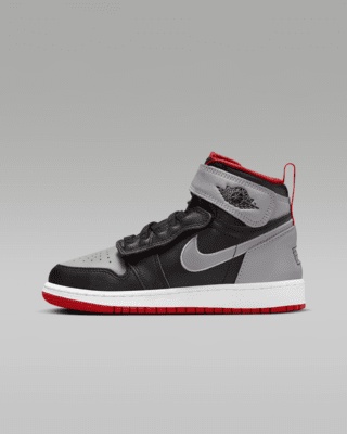 Air Jordan 1 Hi FlyEase Older Kids' Shoes