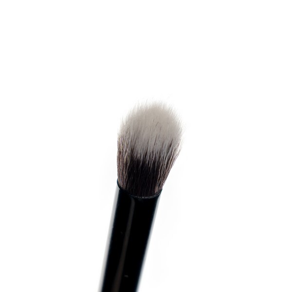 Brushworks nr. 16 taps toelopende oogschaduwkwast
