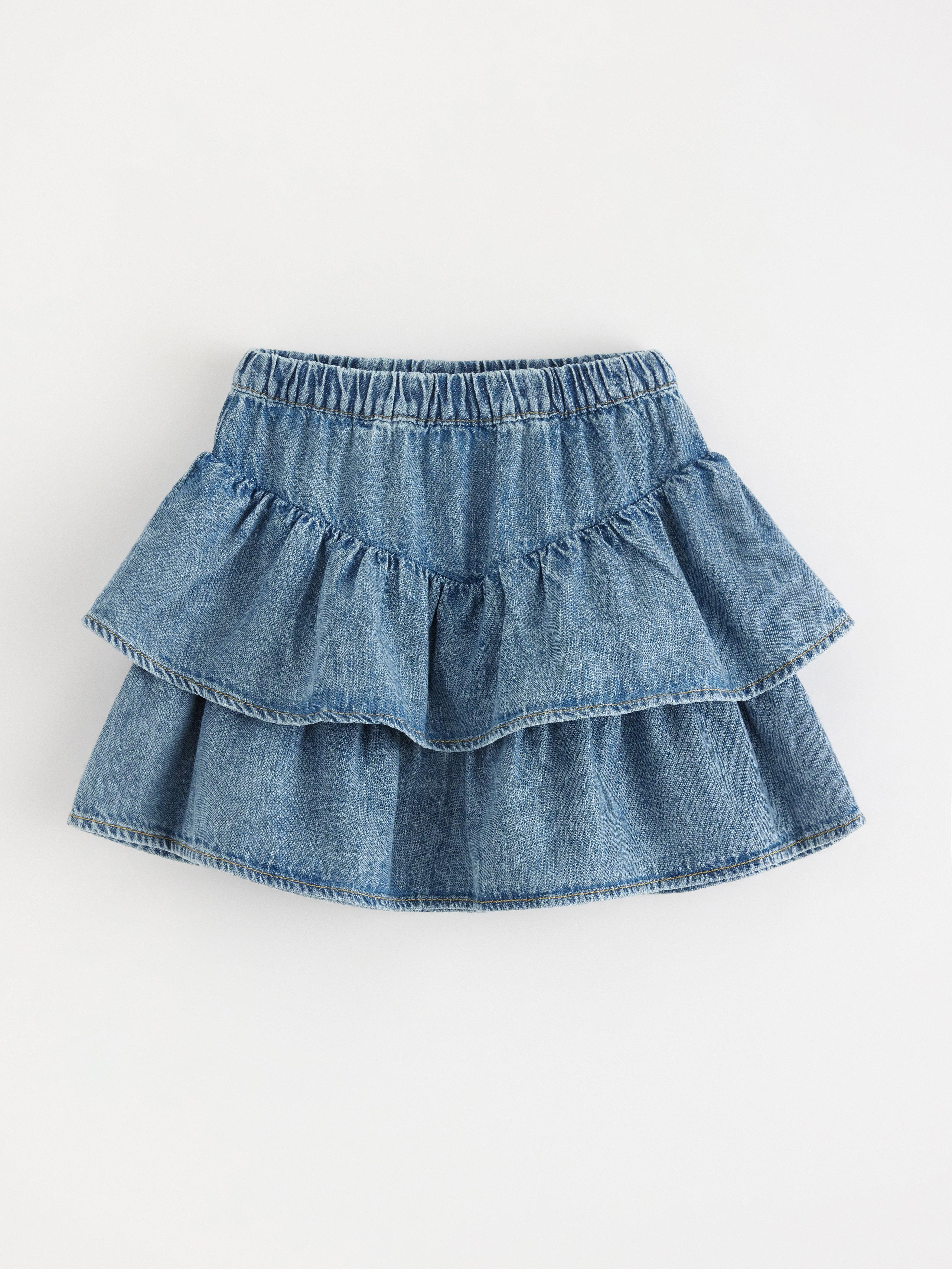 Saia com aparência de jeans