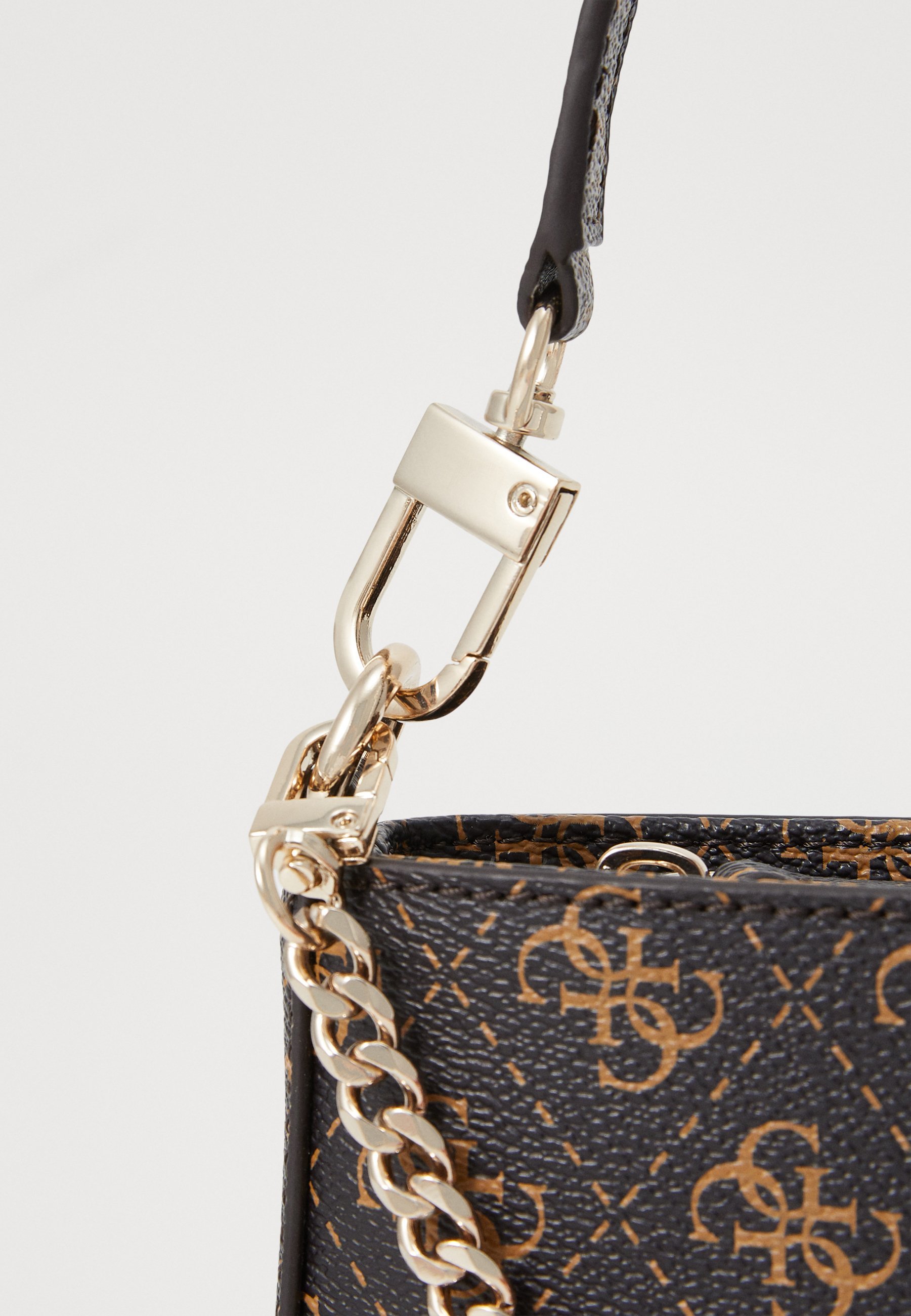Guess NOELLE II MINI TAS - Handtas - bruin