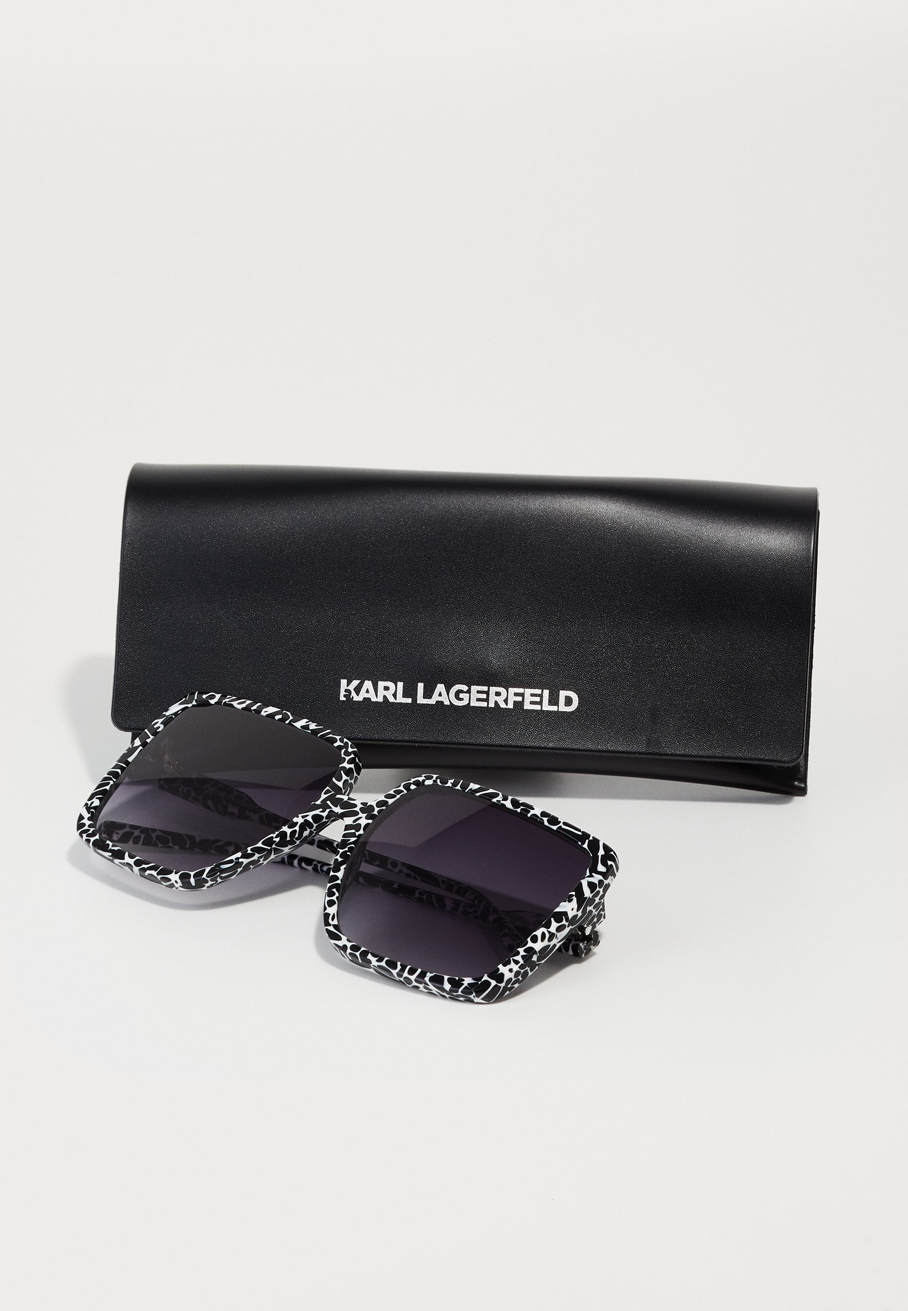 Okulary przeciwsłoneczne KARL LAGERFELD - marmurkowe czarne