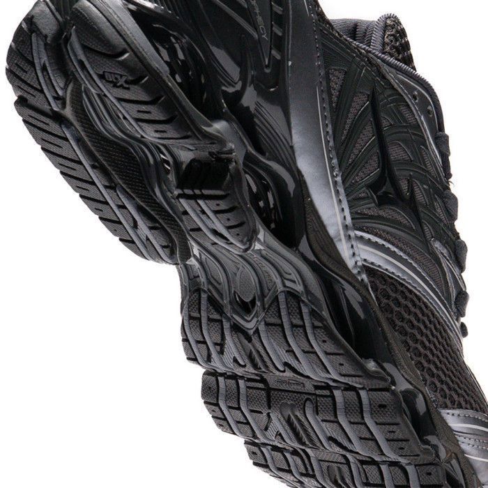 Mizuno Wave Prophecy LS Sneakers – Sand Black Black Metallic Grey – Performance & Elegance