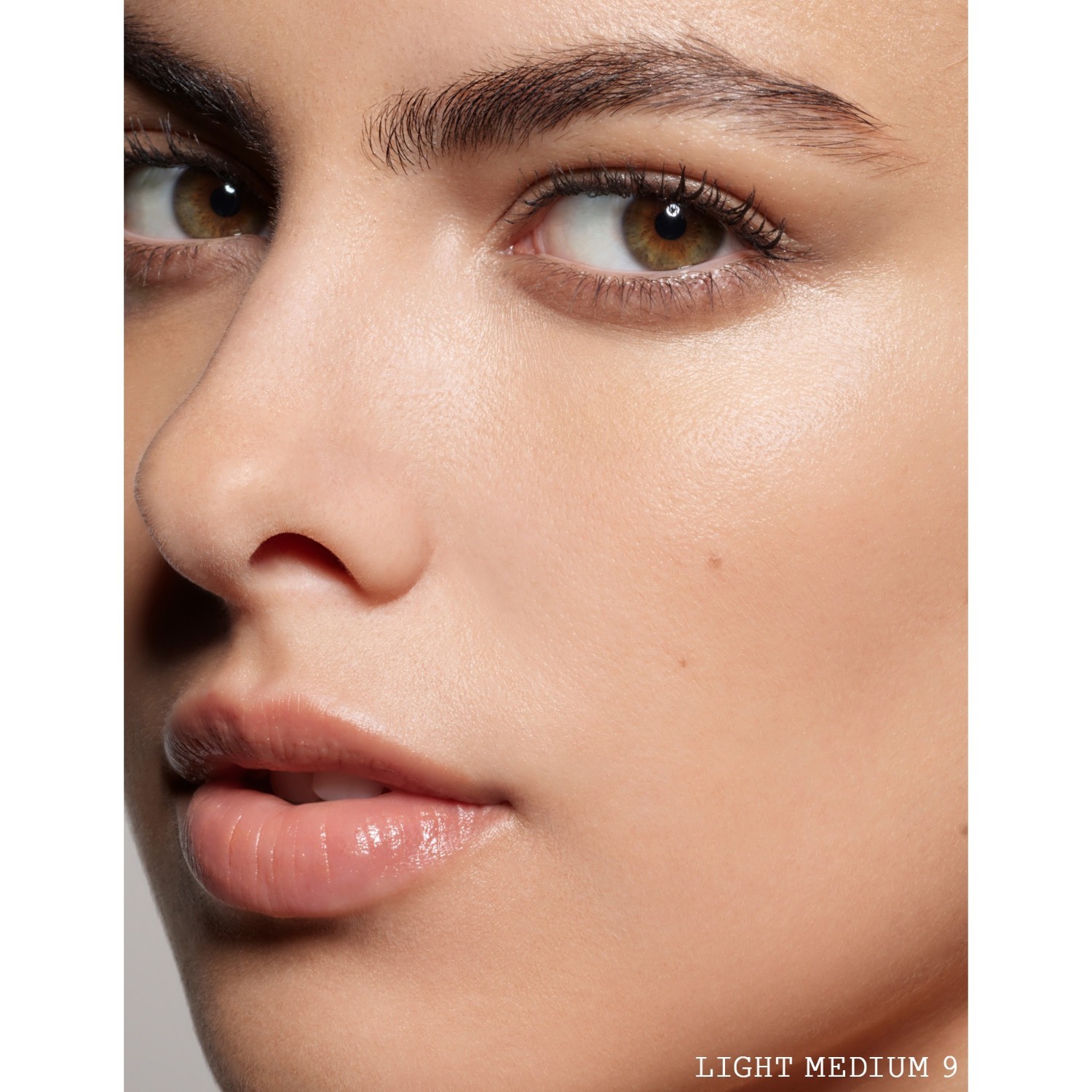 „Pat McGrath Labs Foundation Sublime Perfection“ makiažo pagrindas – 35 ml