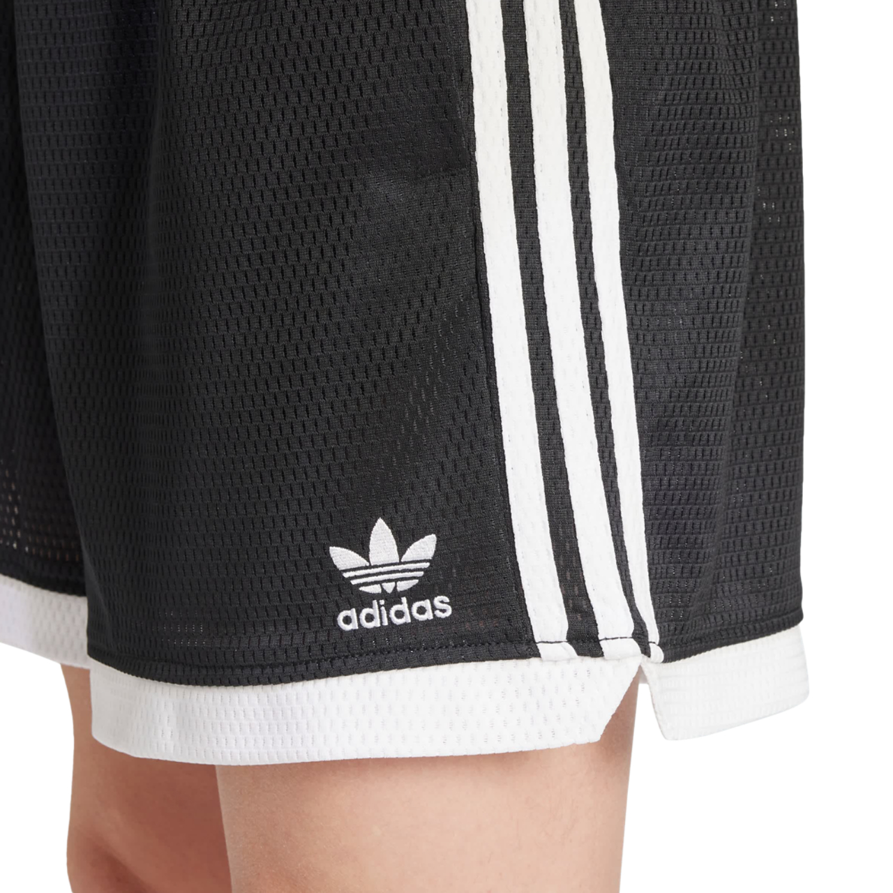 adidas Mock Eyelet šortai