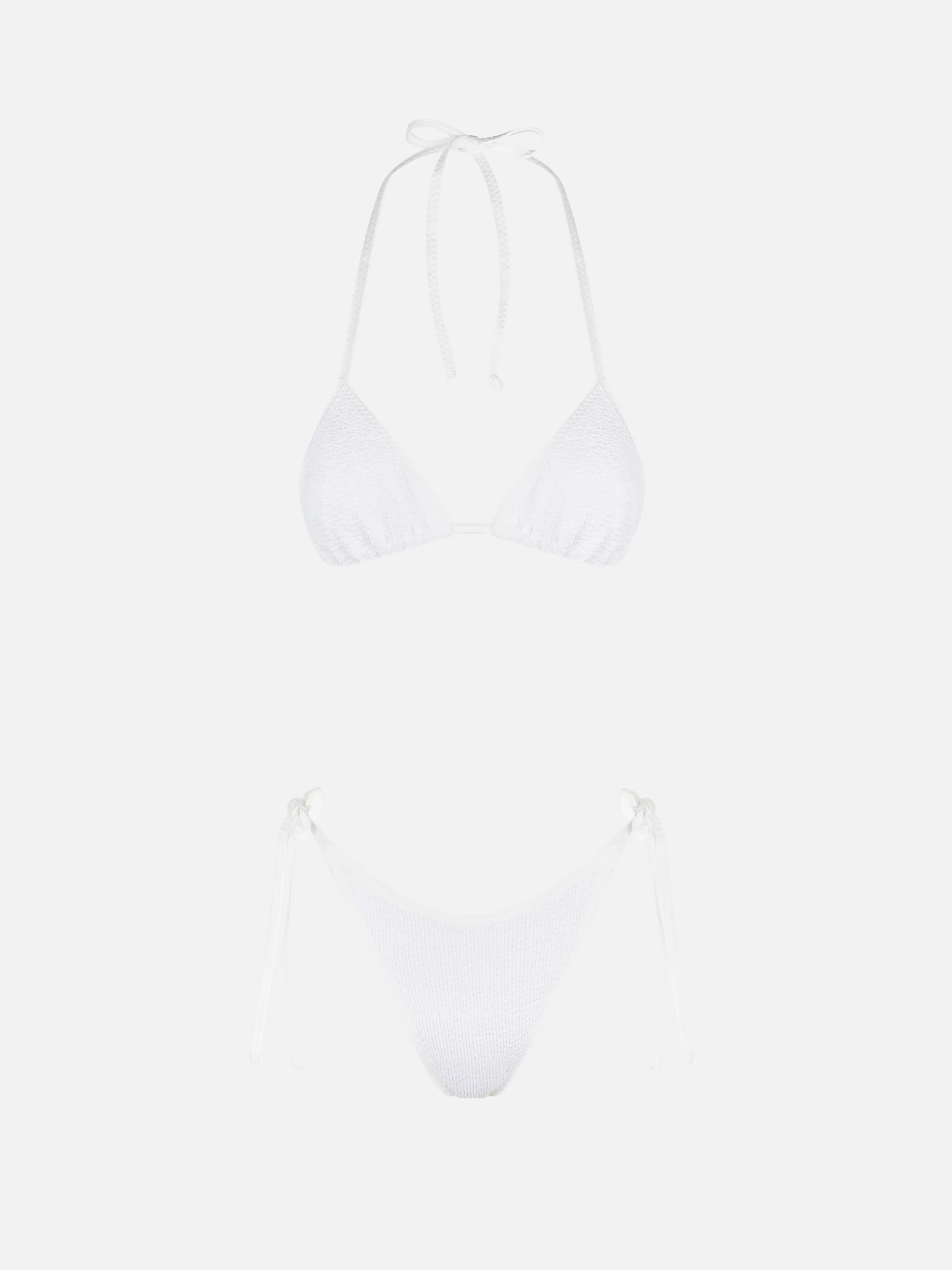 Damesbikini met kreukelpatroon en driehoekige vorm