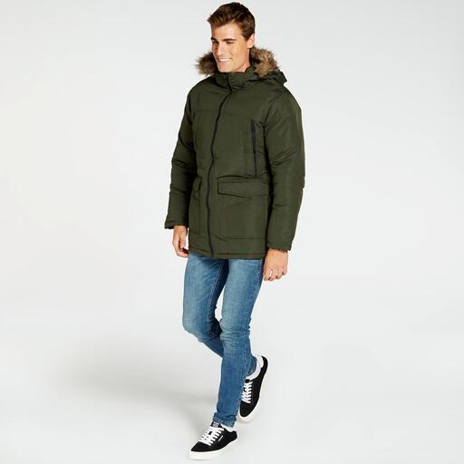 Jack & Jones striukė