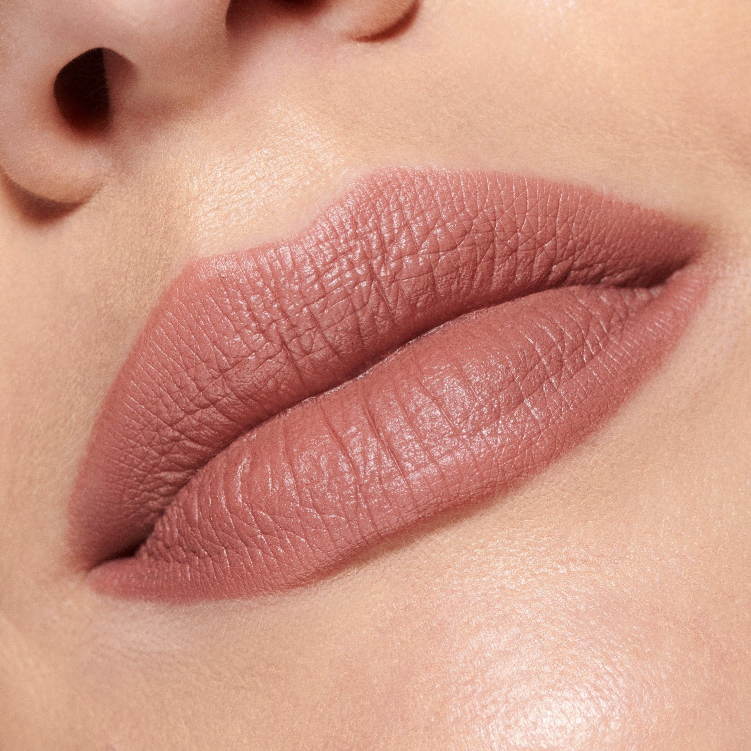 MAC lūpų dažai „Intimate Nudes“ MACximal Silky Matte – 3,5 g
