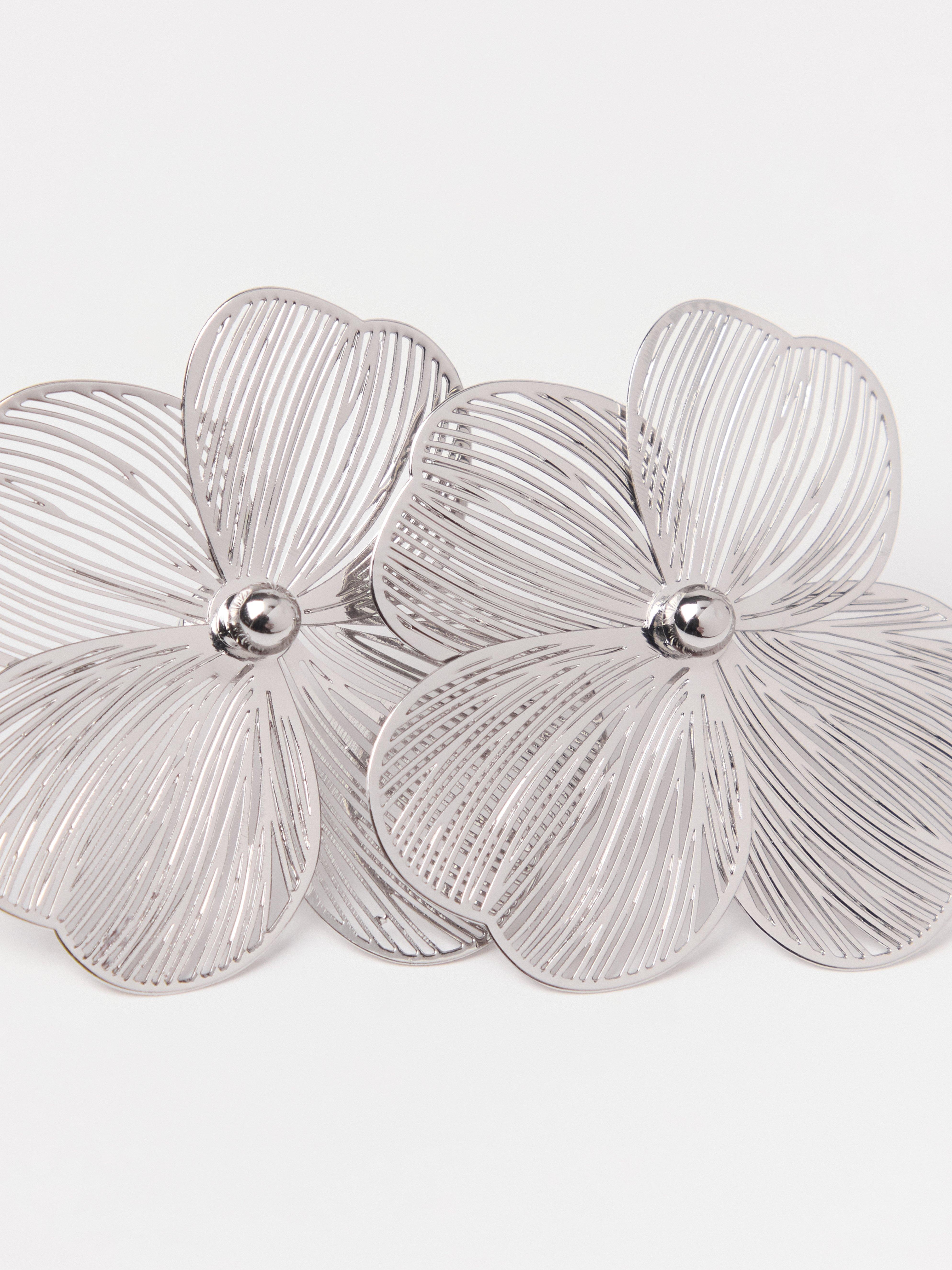 Boucles d'oreilles à fleurs en argent