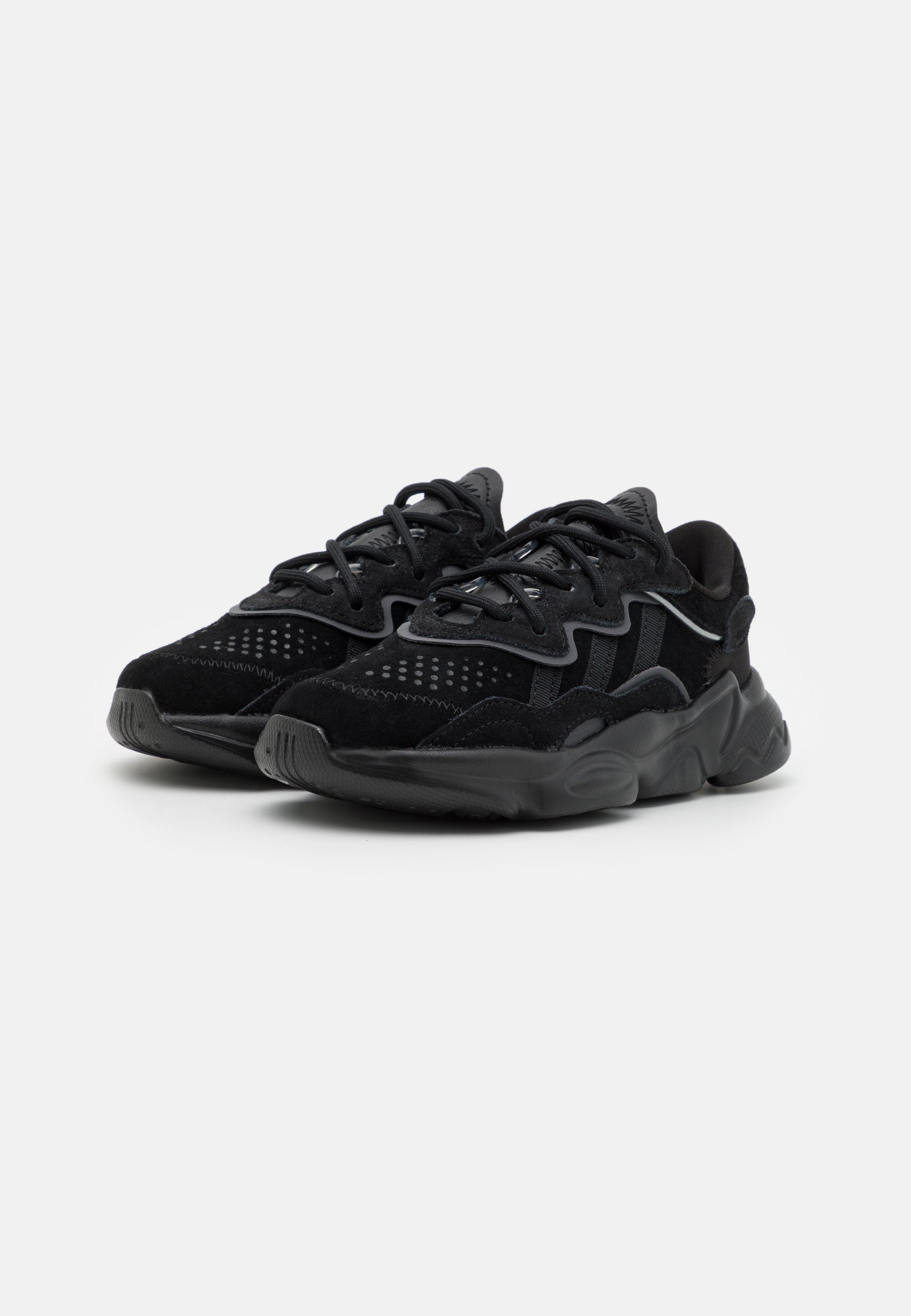 adidas Originals OZWEEGO - Sneakers - core black/night metallic