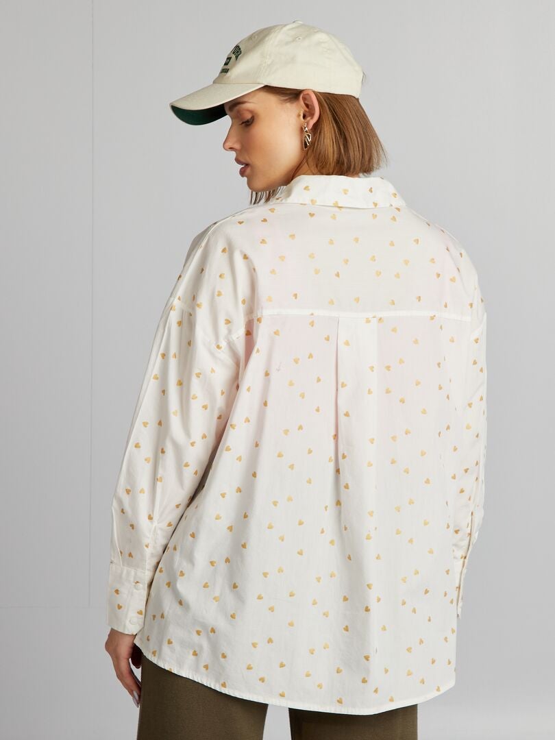Camisa com estampa de coração - BRANCA