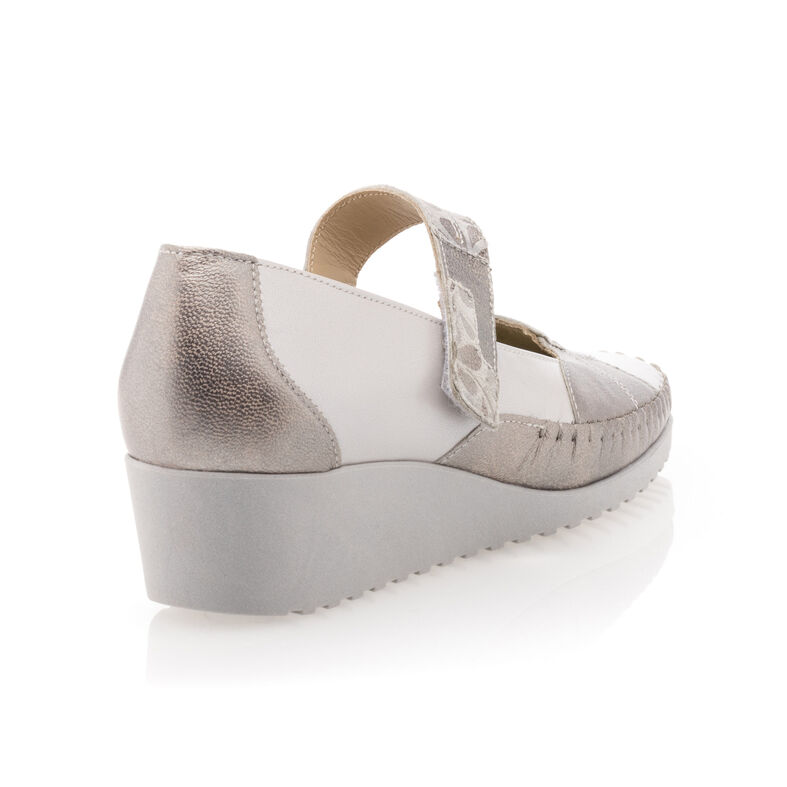 Zapatos cómodos para mujer, color gris.