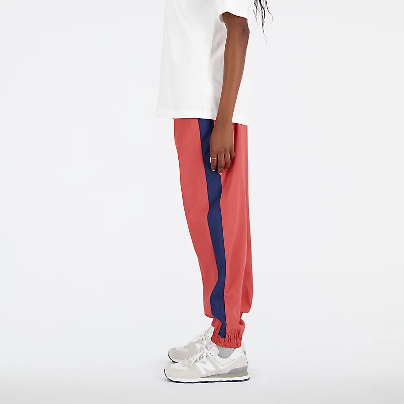 Spodnie damskie Athletics Remastered Woven Pant - ASTRO DUST