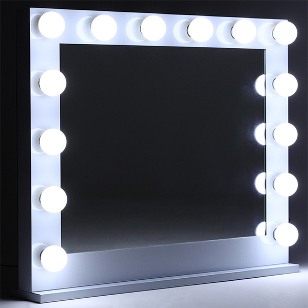 Livingandhome Sminkspegel med LED-lampor