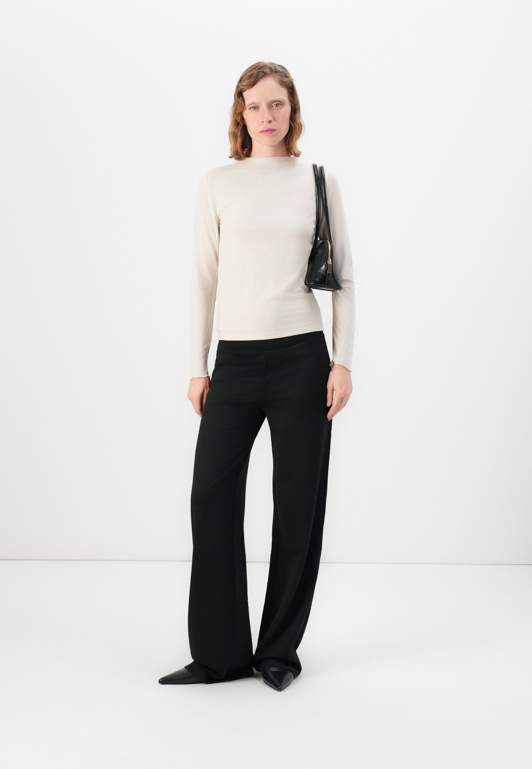 SOLO SU PAGINA LIFE WIDE PANT - Pantaloni - neri