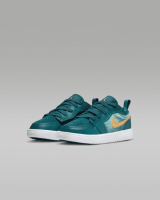 Jordan 1 Low Alt SE Younger Kids' Shoes