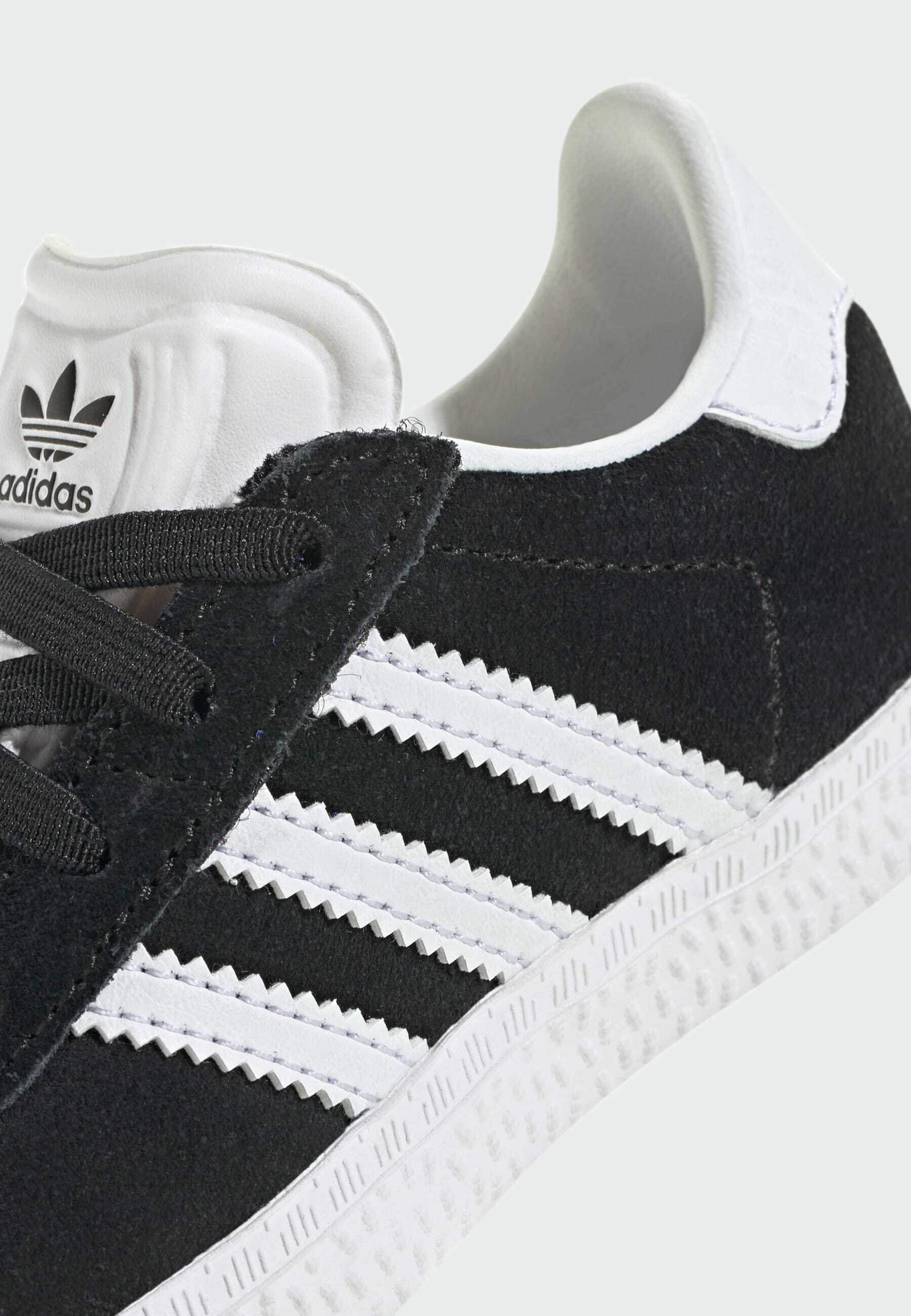 adidas Originals GAZELLE UNISEX - Sneakers - core black cloud white cloud white