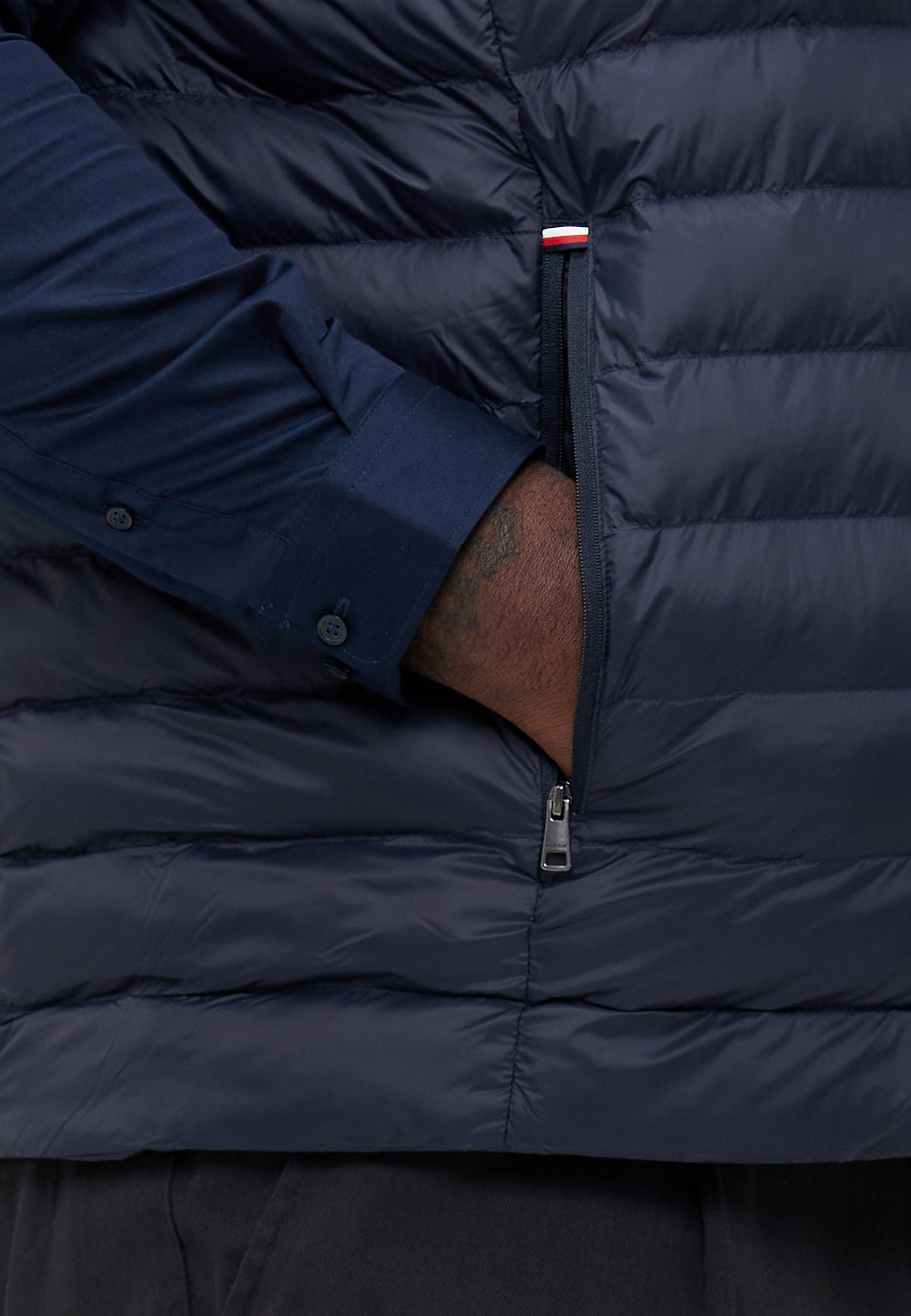 Tommy Hilfiger CORE PACKABLE VEST - Vest - woestijnhemel