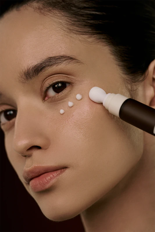 SKIN1004 Madagascar Centella Probio-Cica Bakuchiol Creme para Olhos antirrugas com efeito calmante
