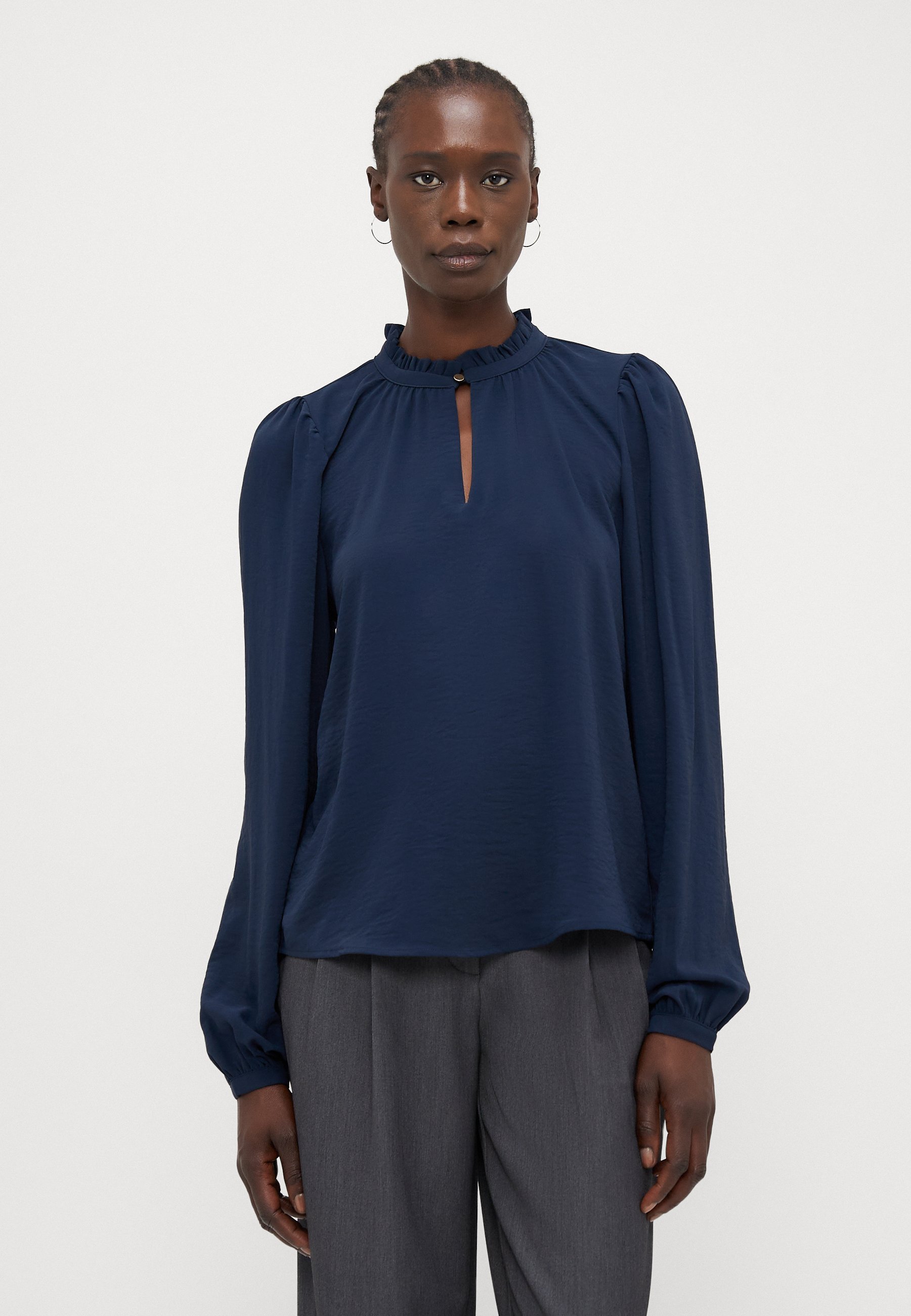 Vero Moda Tall VMANI FRILL - Blouse - marineblauw