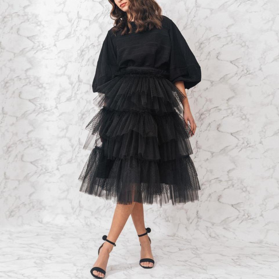 Magnifique jupe midi noire pour femme, jupe tutu en tulle noir à volants, robe de bal, jupe pour occasion spéciale, confectionnée sur mesure dans toutes les tailles et couleurs.