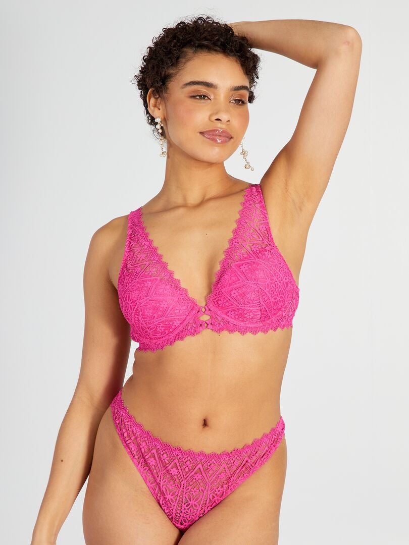 Kanten string met opengewerkt detail op de rug - ROZE