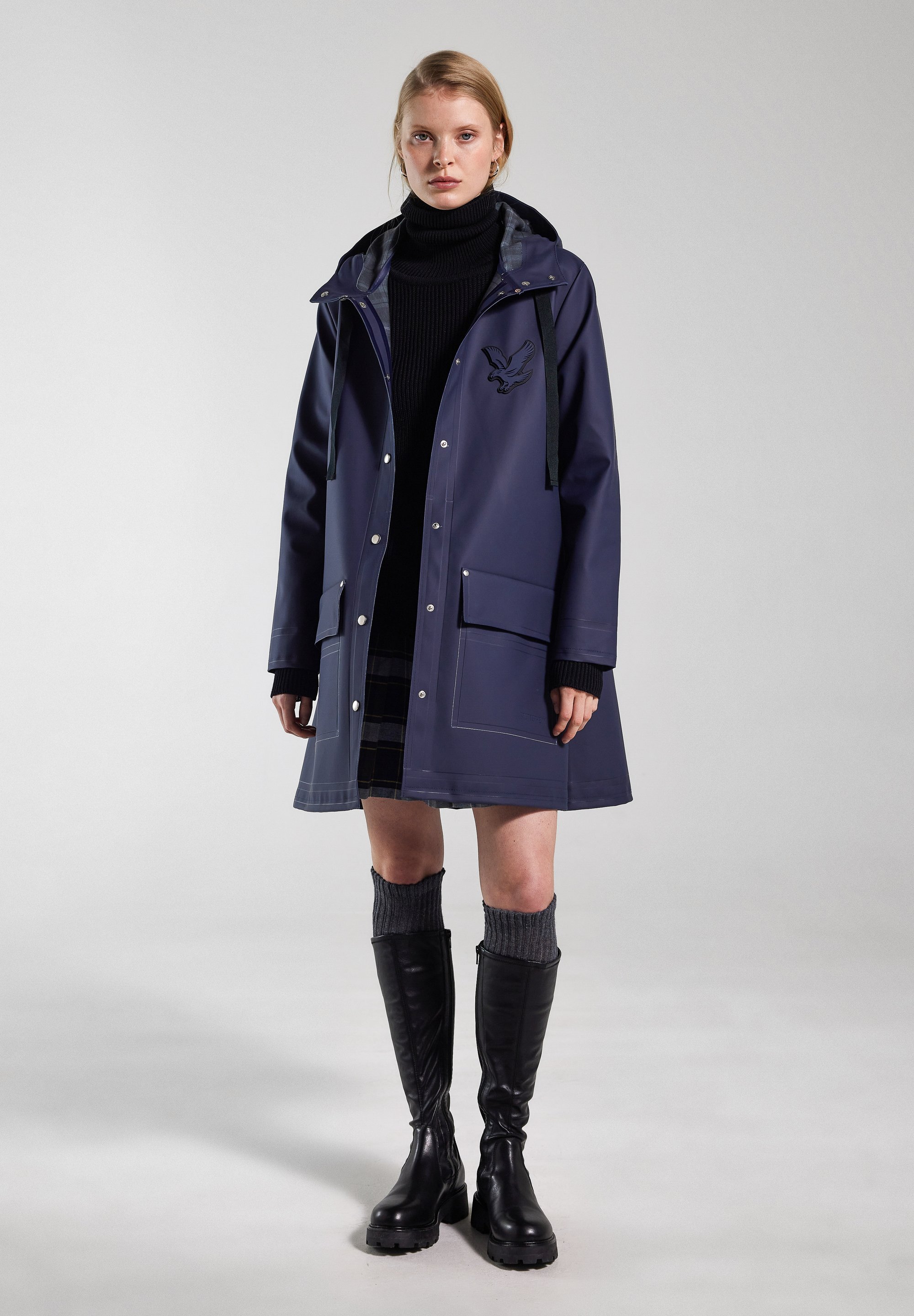 Giacca impermeabile Stutterheim STUTTERHEIM X LYLE & SCOTT - blu navy
