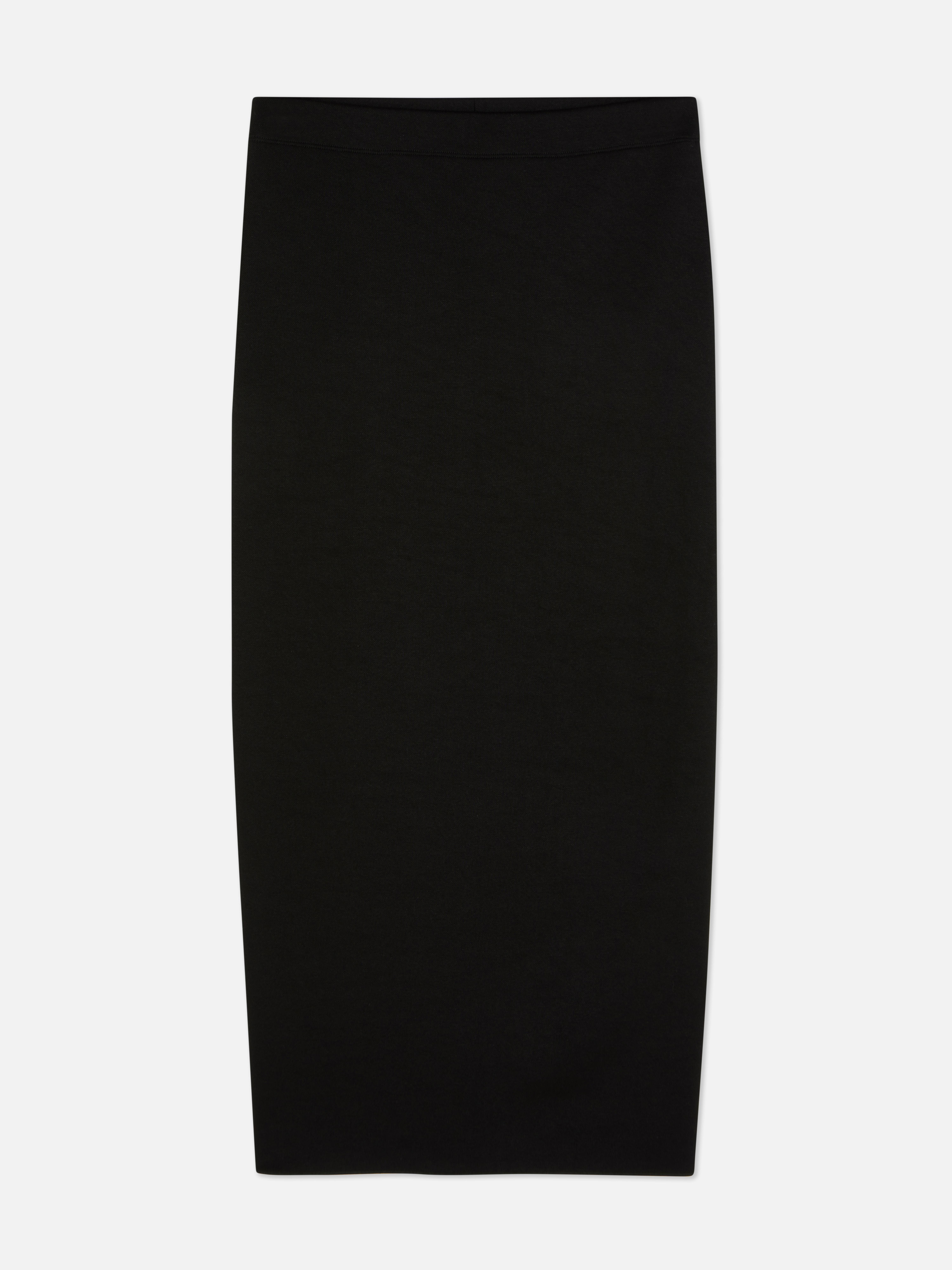 Midi skirt with split hem A midi skirt with extra stretch and a split at the back