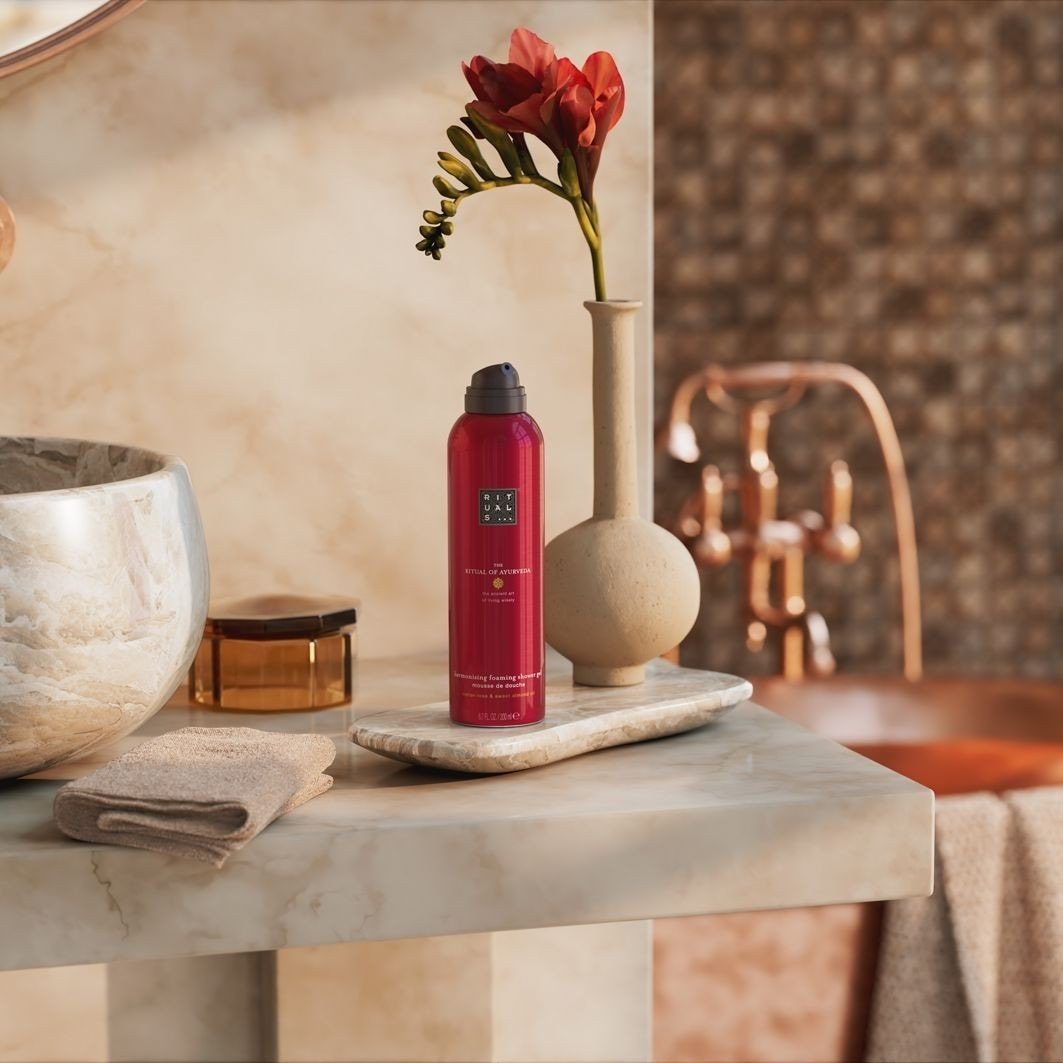 „Rituals“ dušo putos – „The Ritual of Ayurveda“ – putojantis dušo gelis – 200 ml